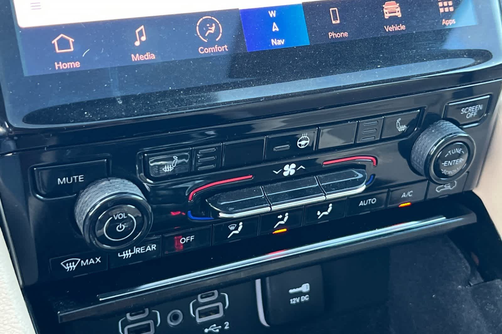 Thumbnail: 2021 Jeep Grand Cherokee L - 23