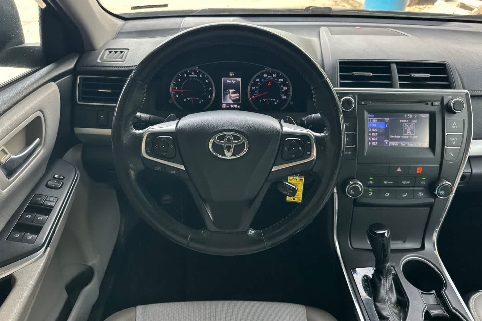 Thumbnail: 2016 Toyota Camry - 16