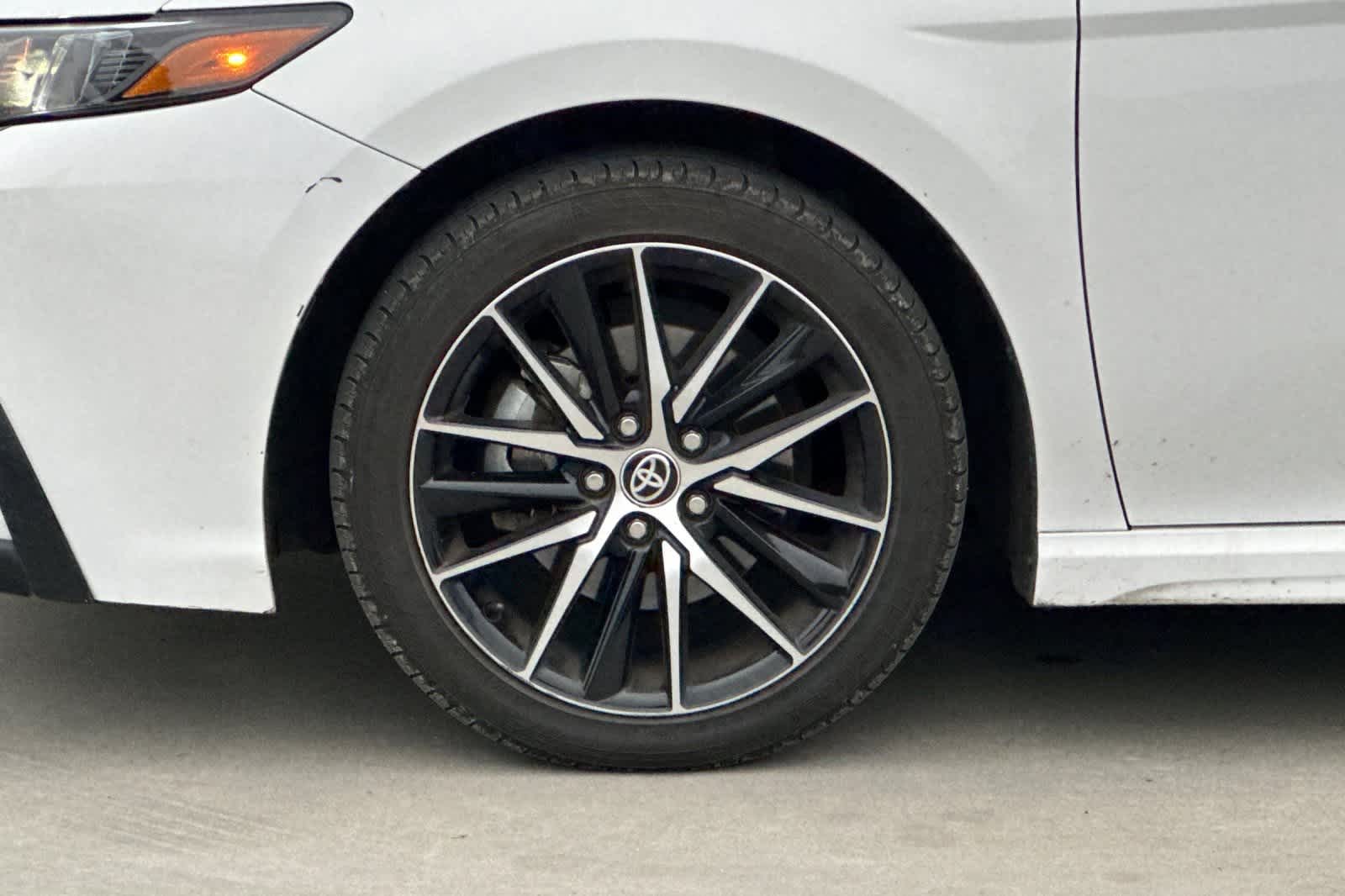 Thumbnail: 2024 Toyota Camry - 32