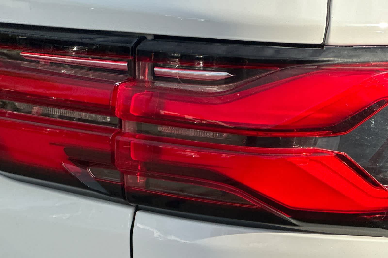 Thumbnail: 2023 Chevrolet Traverse - 37