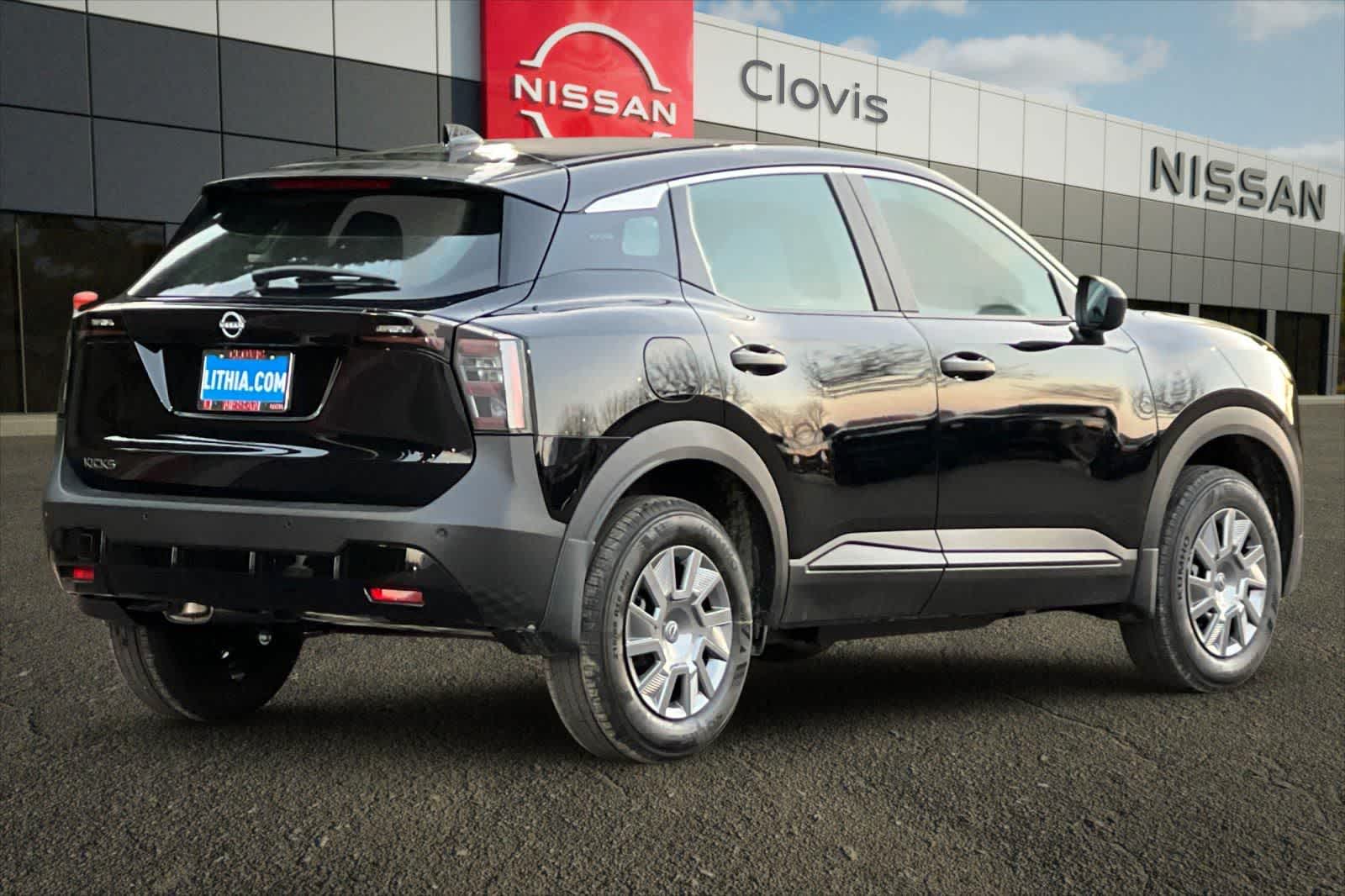 Thumbnail: 2026 Nissan Kicks - 4
