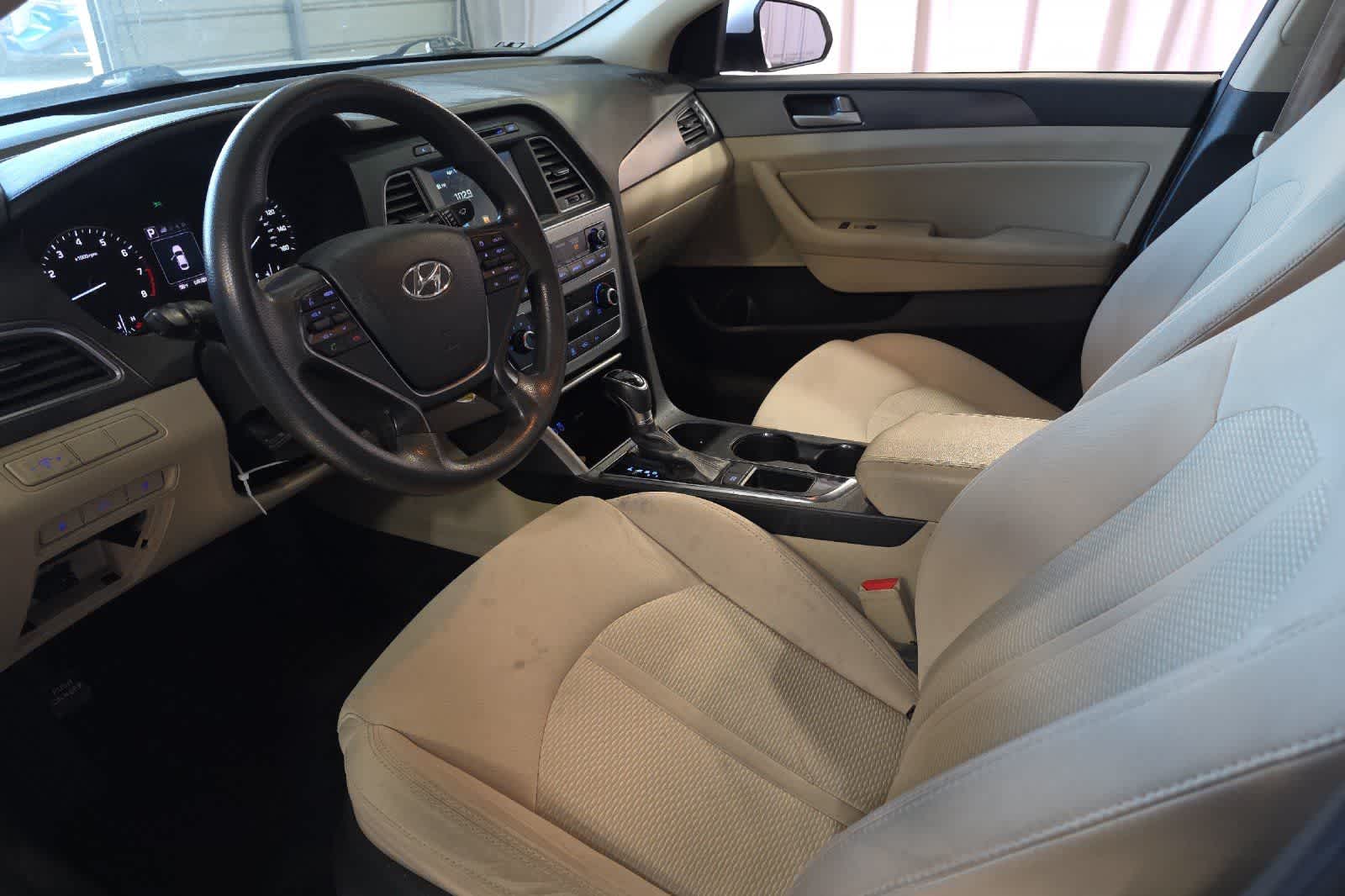 Thumbnail: 2017 Hyundai Sonata - 14