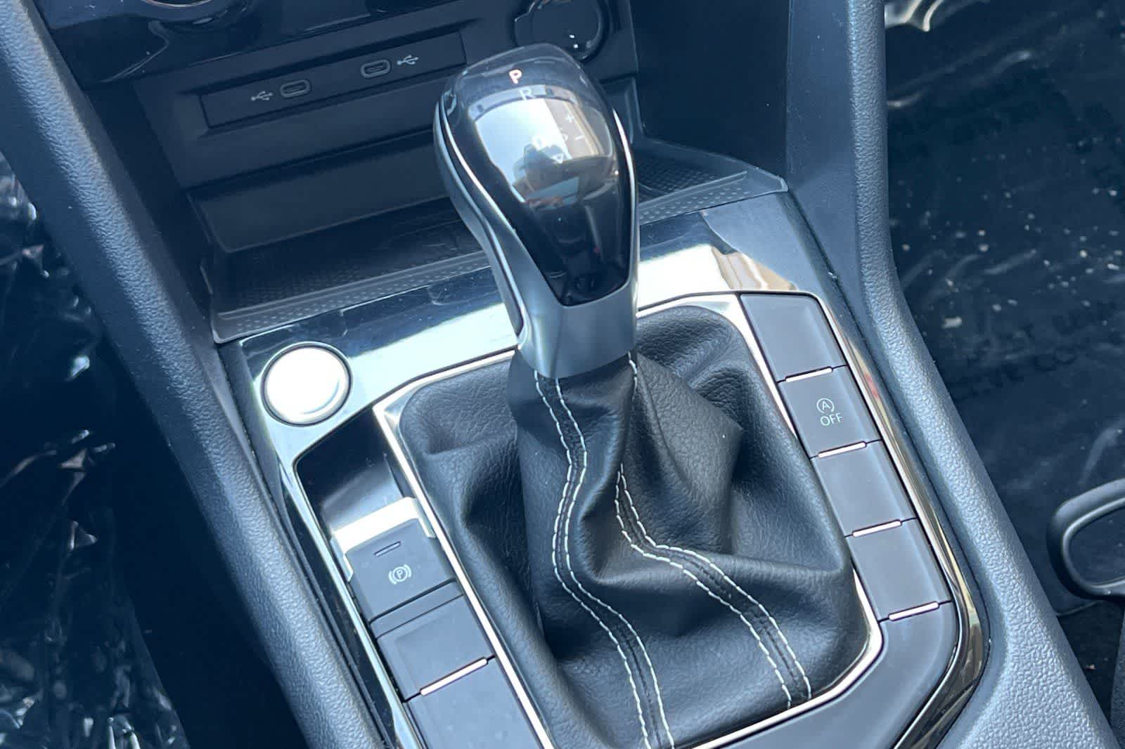 Thumbnail: 2023 Volkswagen Taos - 24