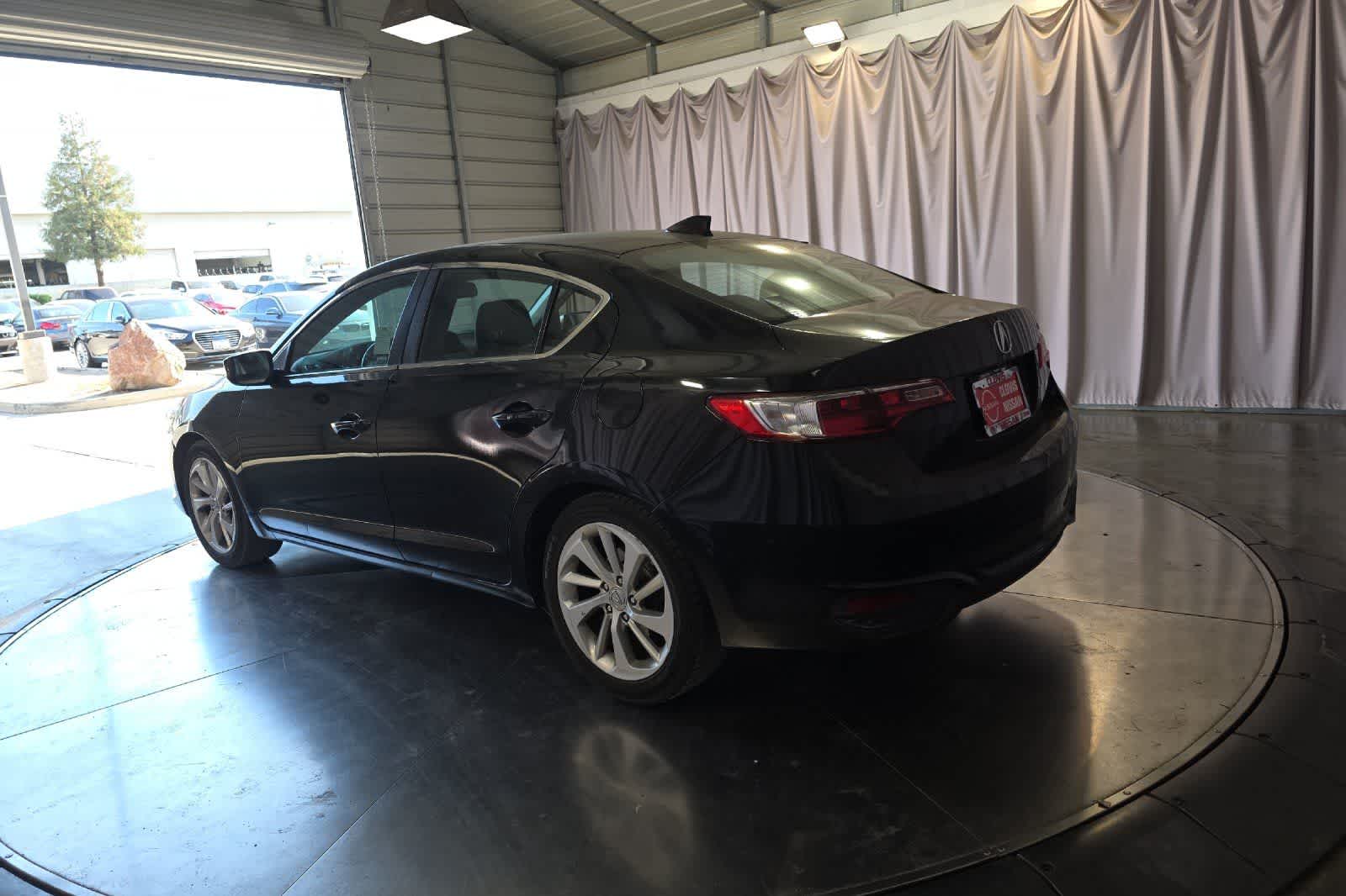 Thumbnail: 2017 Acura ILX - 7