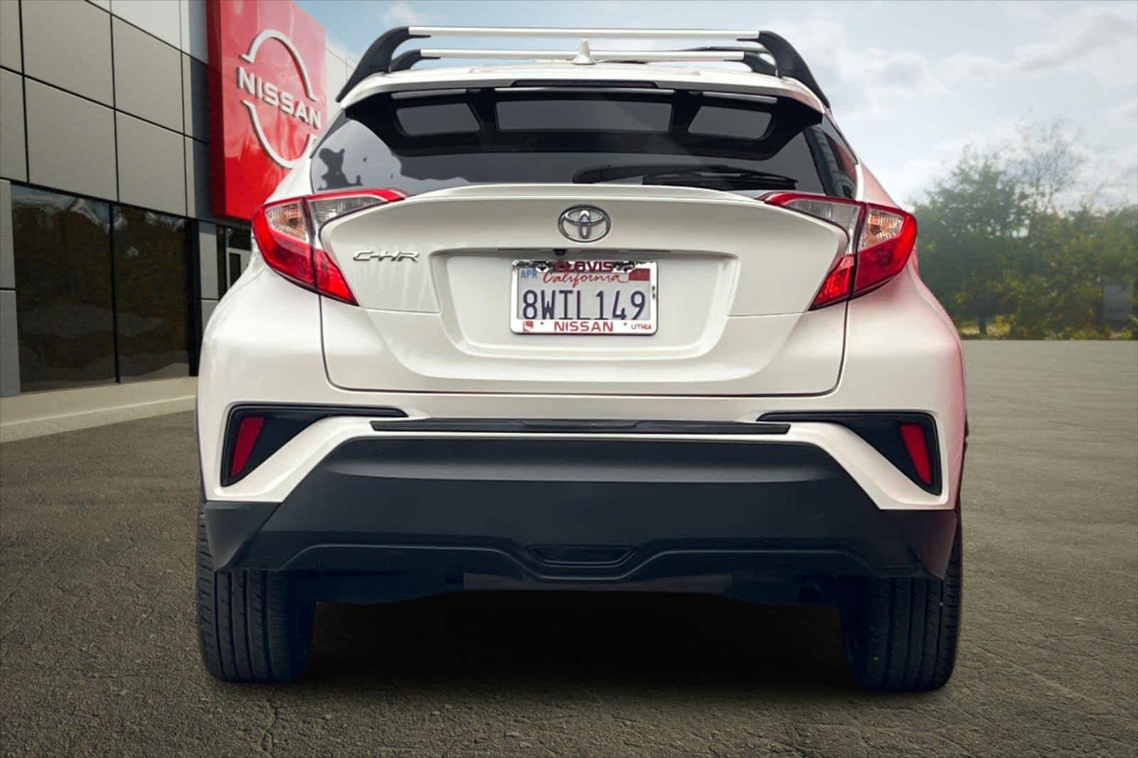 Thumbnail: 2018 Toyota C-HR - 8