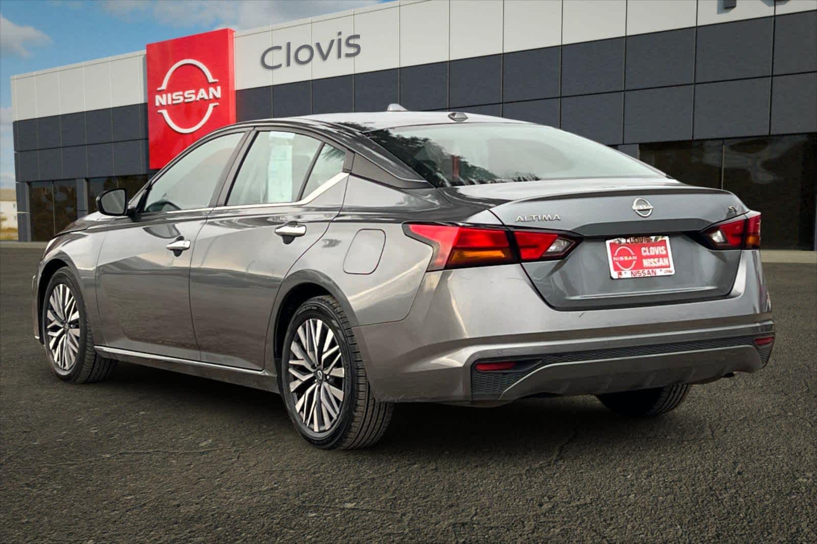 Thumbnail: 2023 Nissan Altima - 7