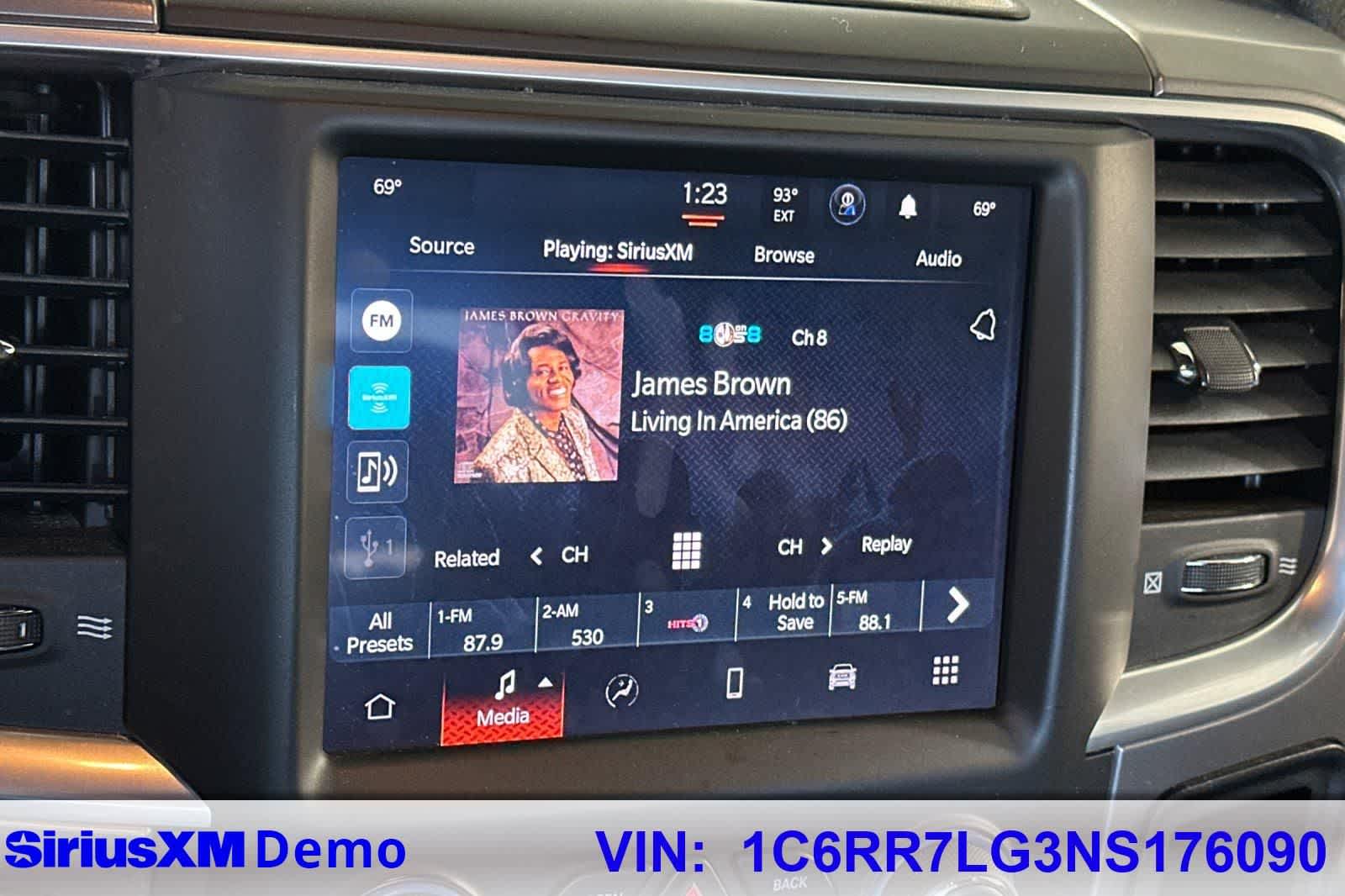 Thumbnail: 2022 RAM 1500 Classic - 27