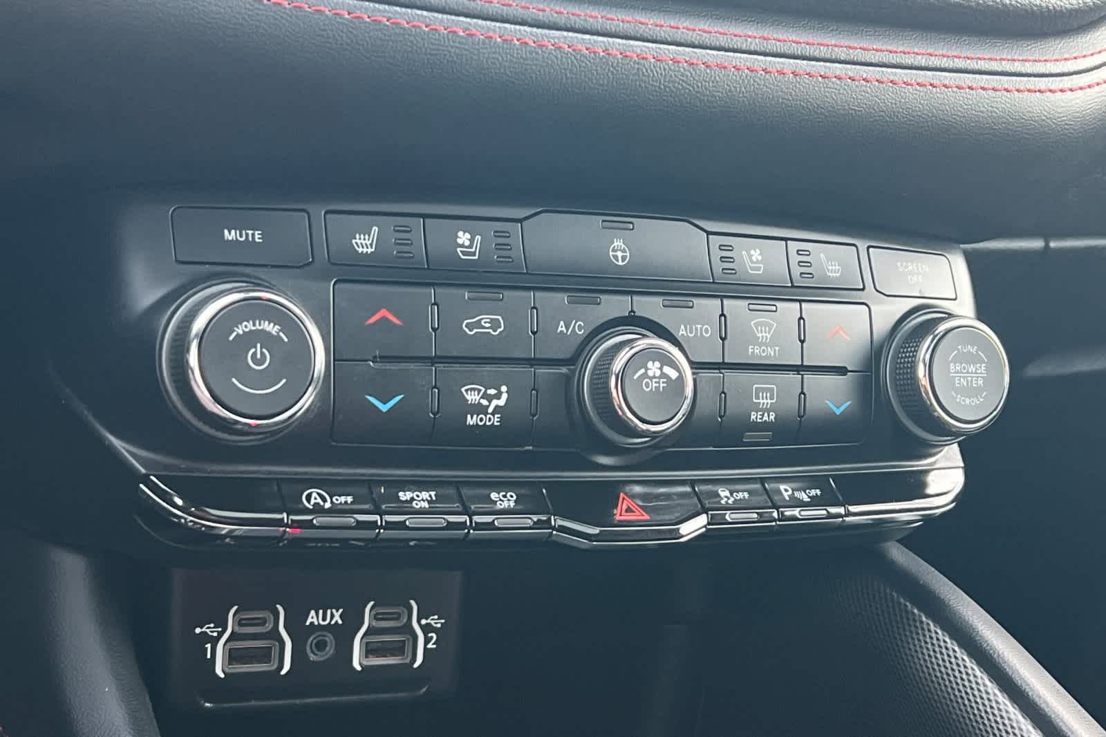 Thumbnail: 2024 Dodge Durango - 26