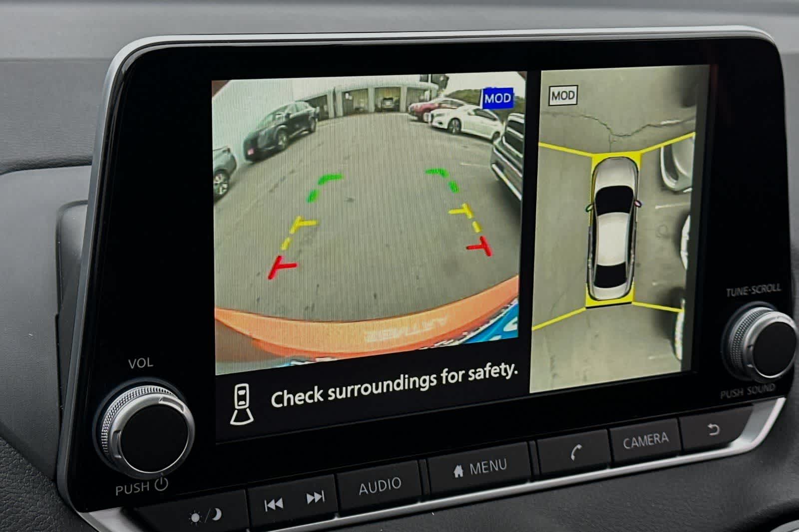 Thumbnail: 2025 Nissan Sentra - 20