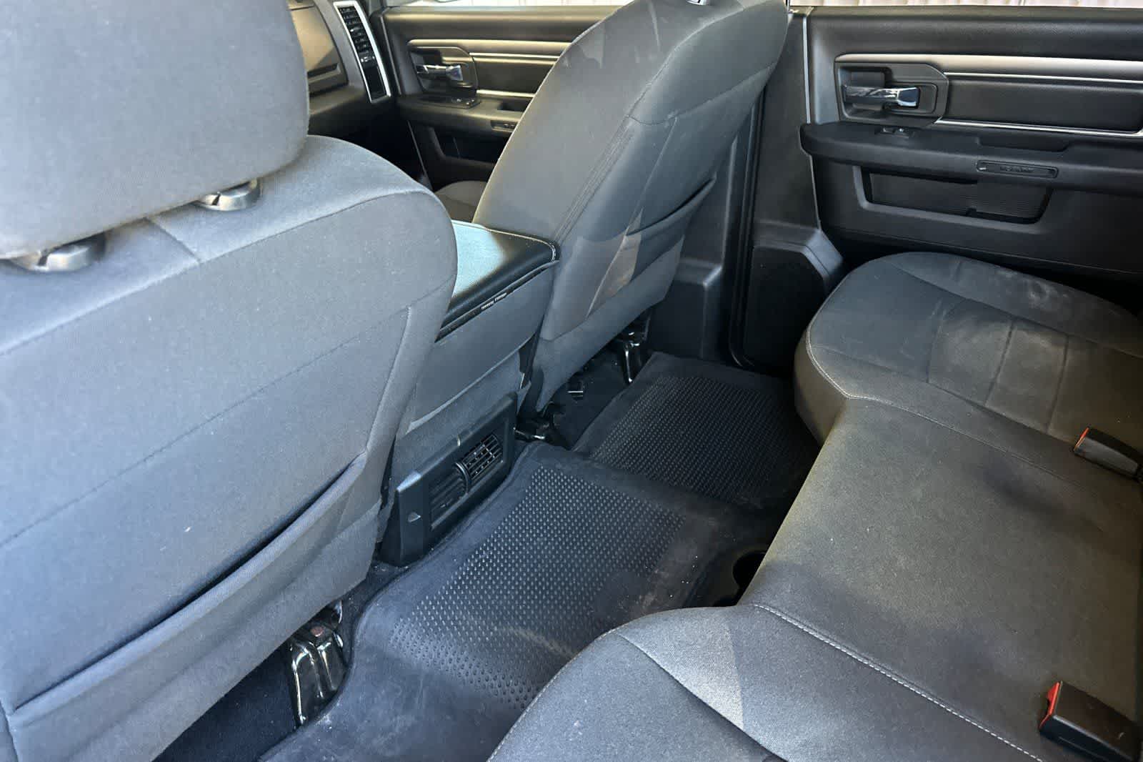 Thumbnail: 2022 RAM 1500 Classic - 5