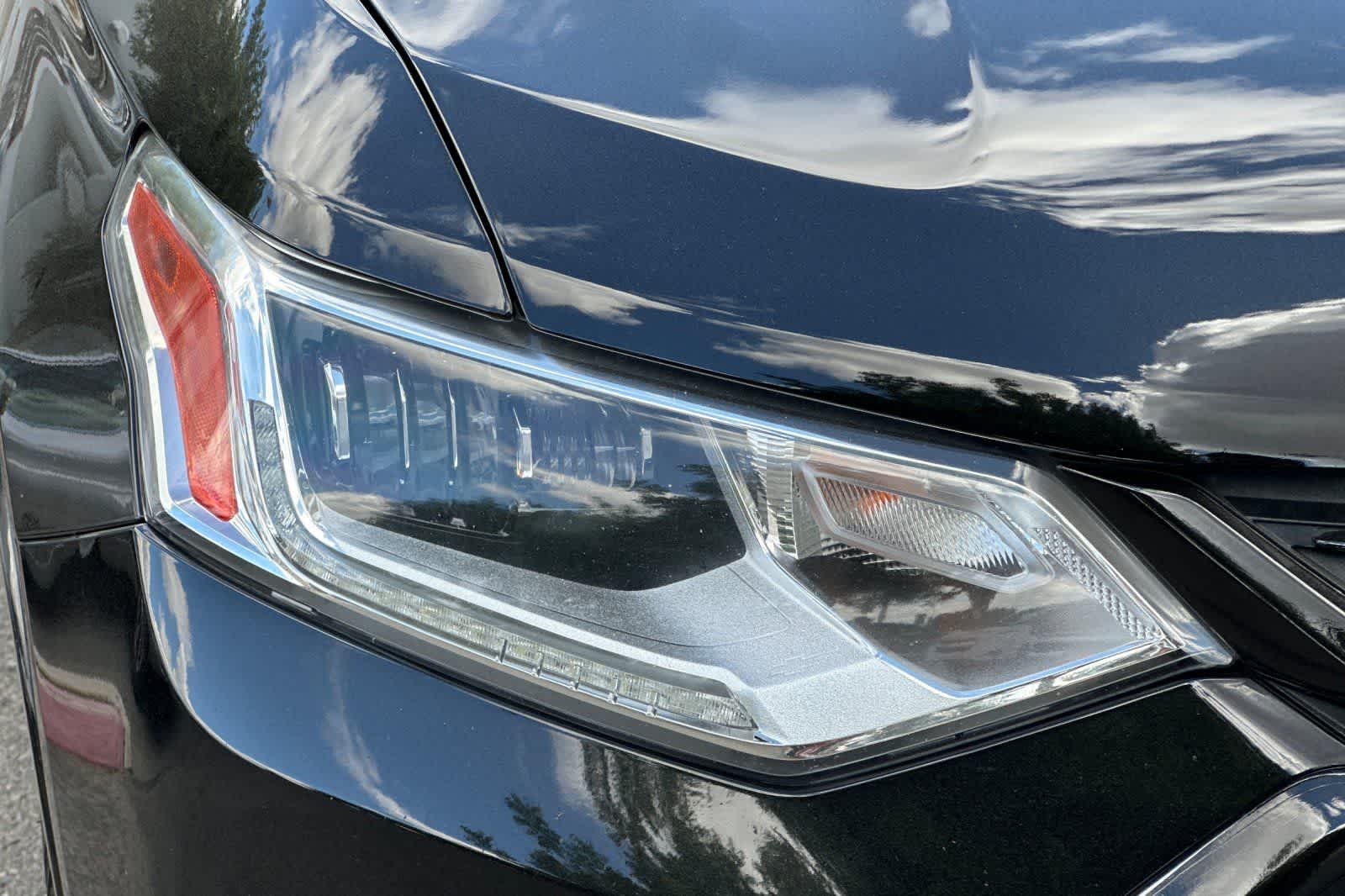 Thumbnail: 2018 Chevrolet Traverse - 33