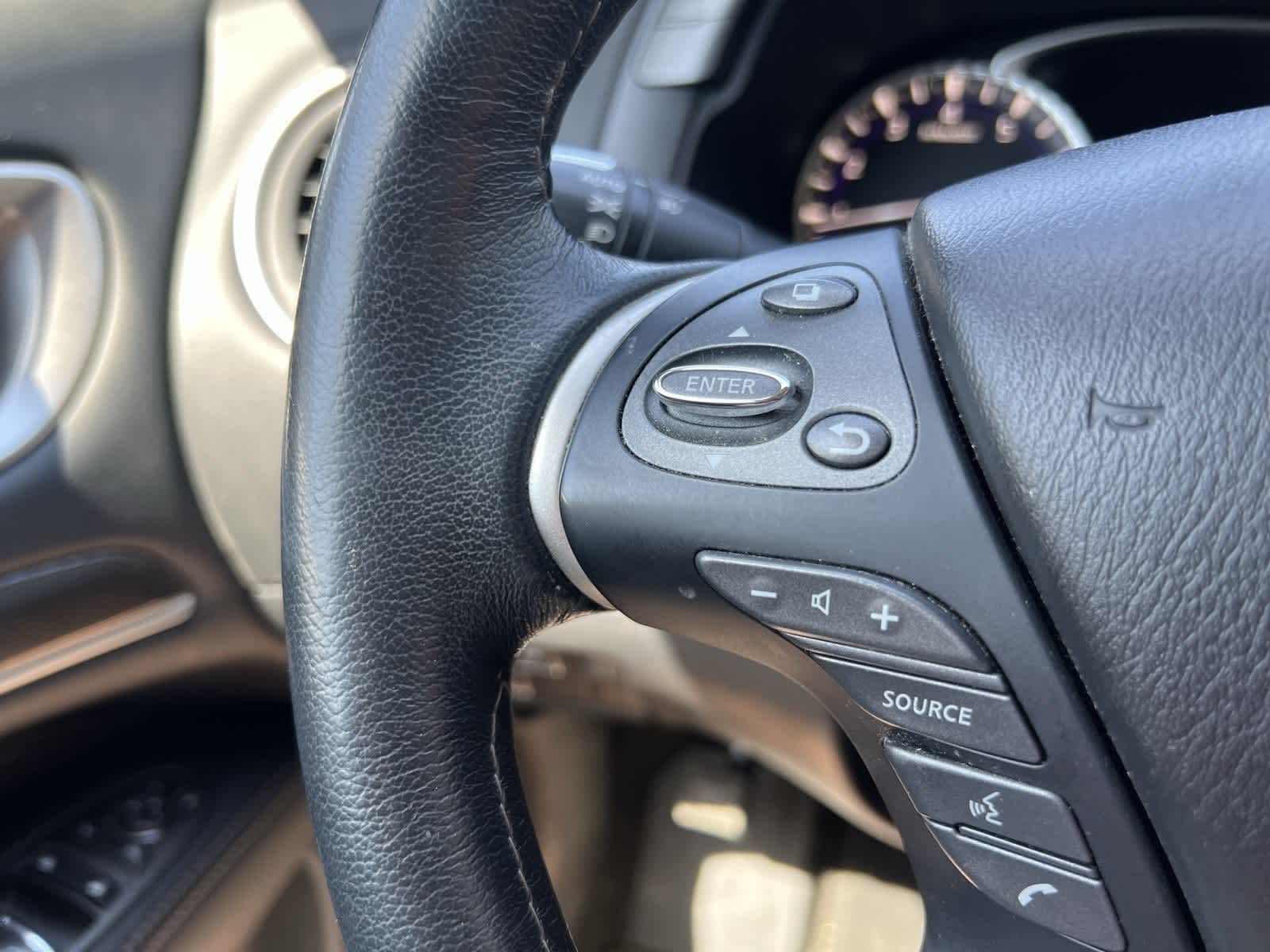 2017 INFINITI QX60  18