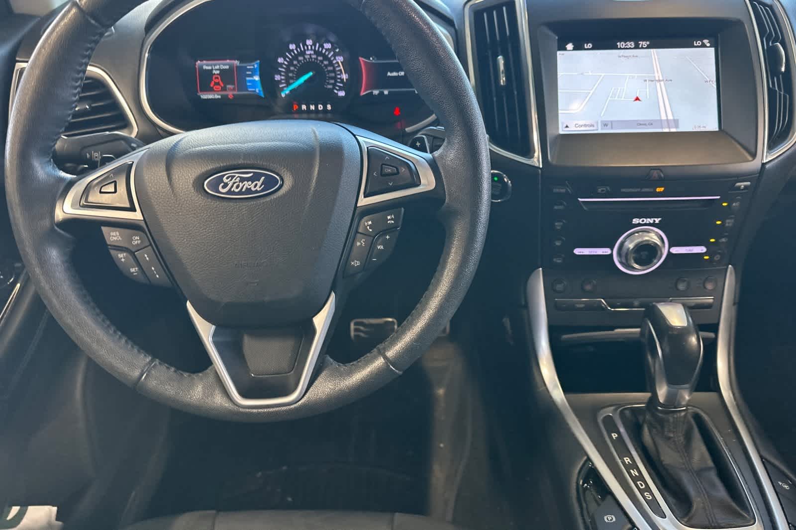 Thumbnail: 2018 Ford Edge - 17