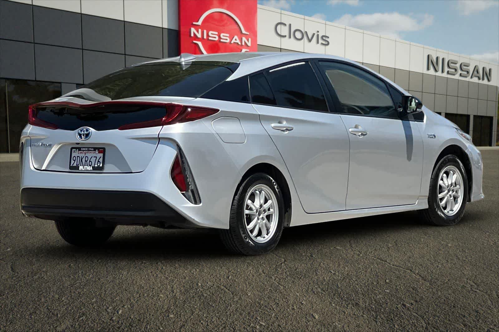 Thumbnail: 2022 Toyota Prius Prime - 3