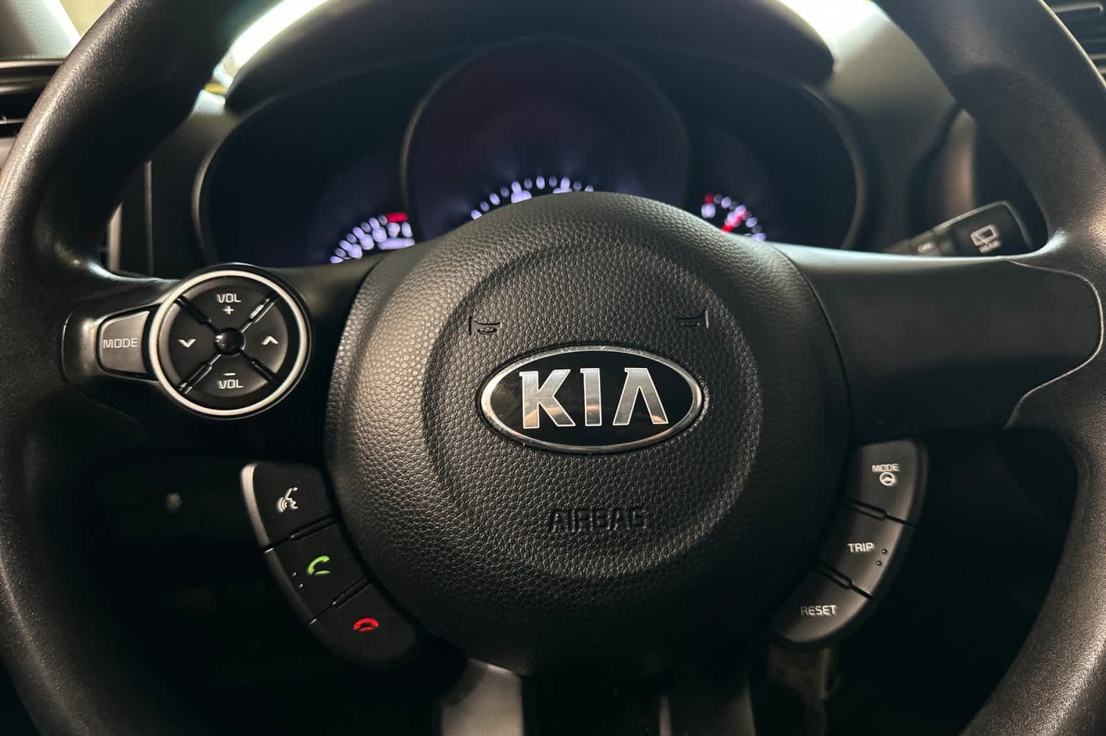 Thumbnail: 2017 Kia Soul - 21
