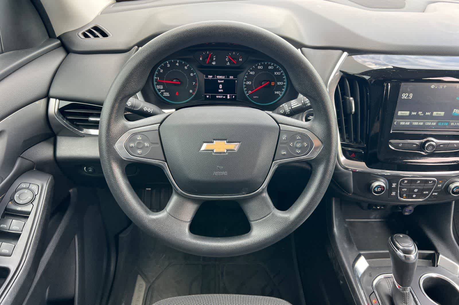 Thumbnail: 2018 Chevrolet Traverse - 16