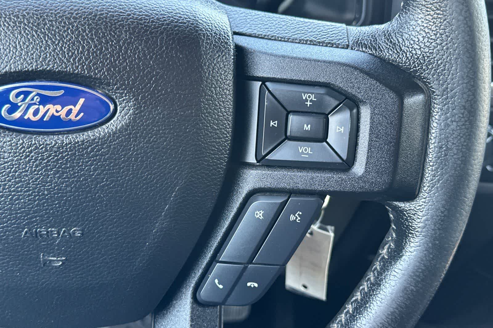 Thumbnail: 2015 Ford F-150 - 27