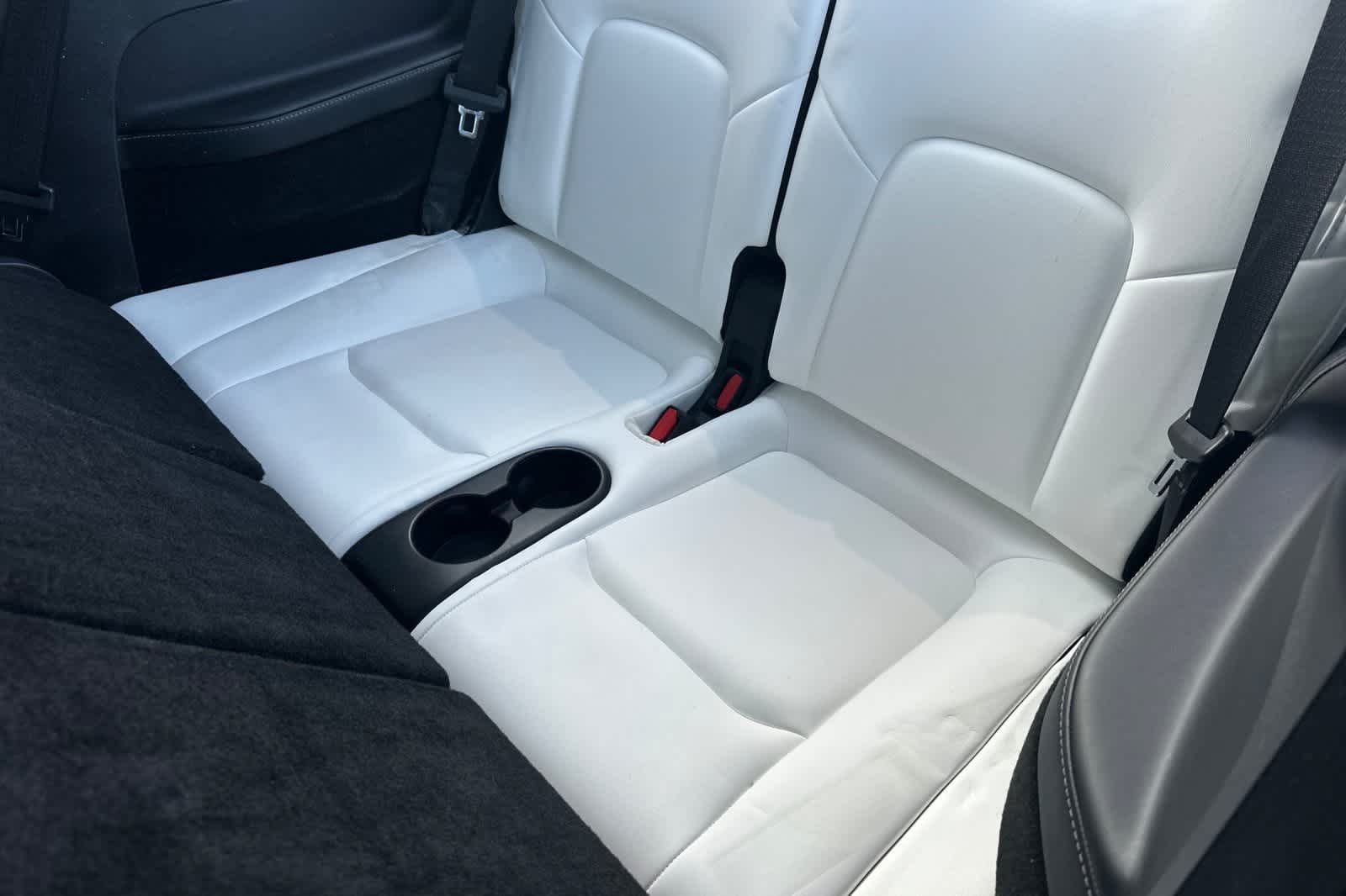 Thumbnail: 2022 Tesla Model Y - 16