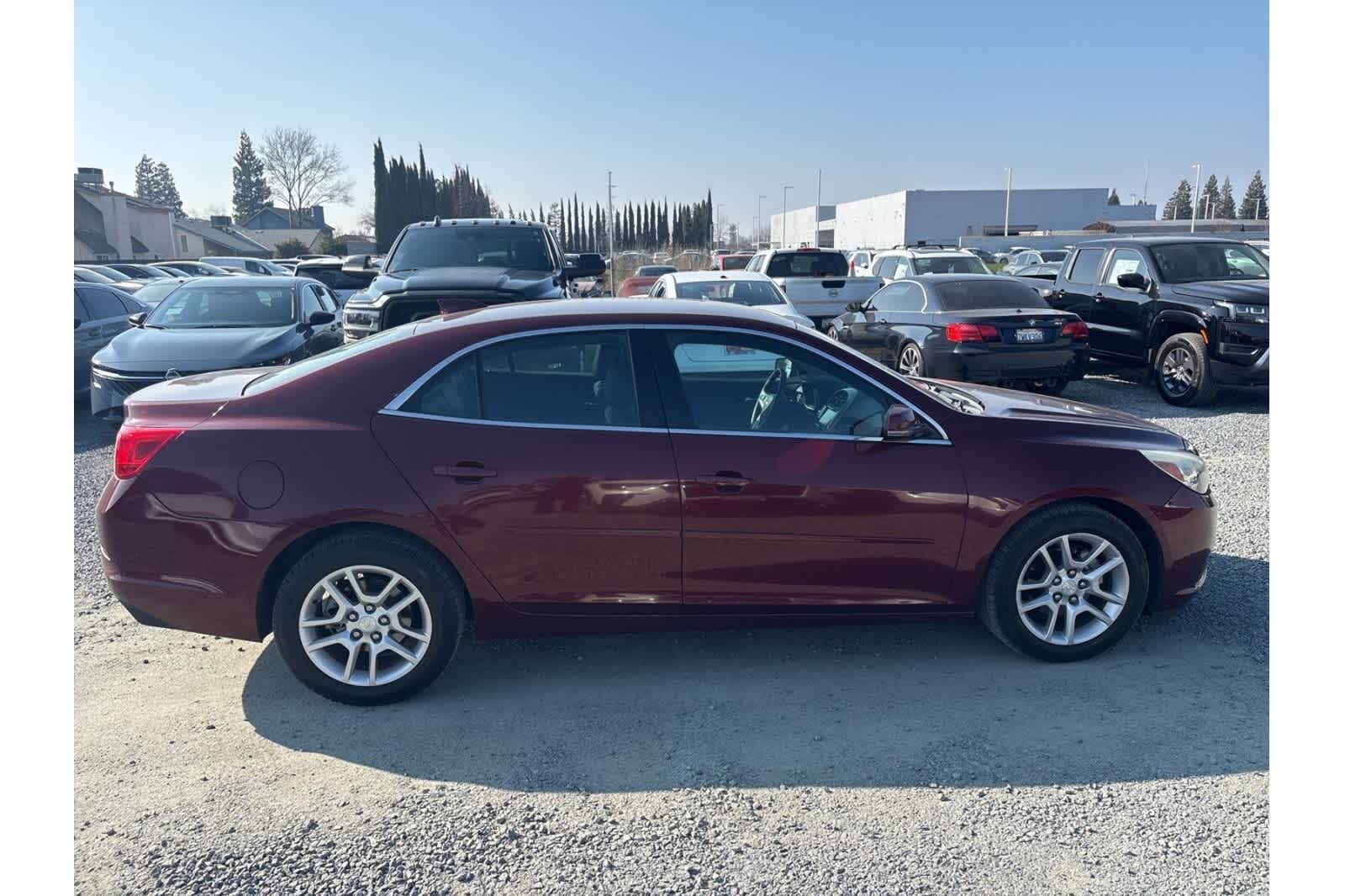 Thumbnail: 2015 Chevrolet Malibu - 9