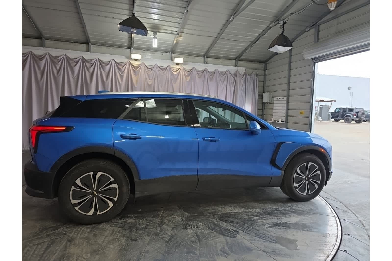 Thumbnail: 2025 Chevrolet Blazer EV - 9