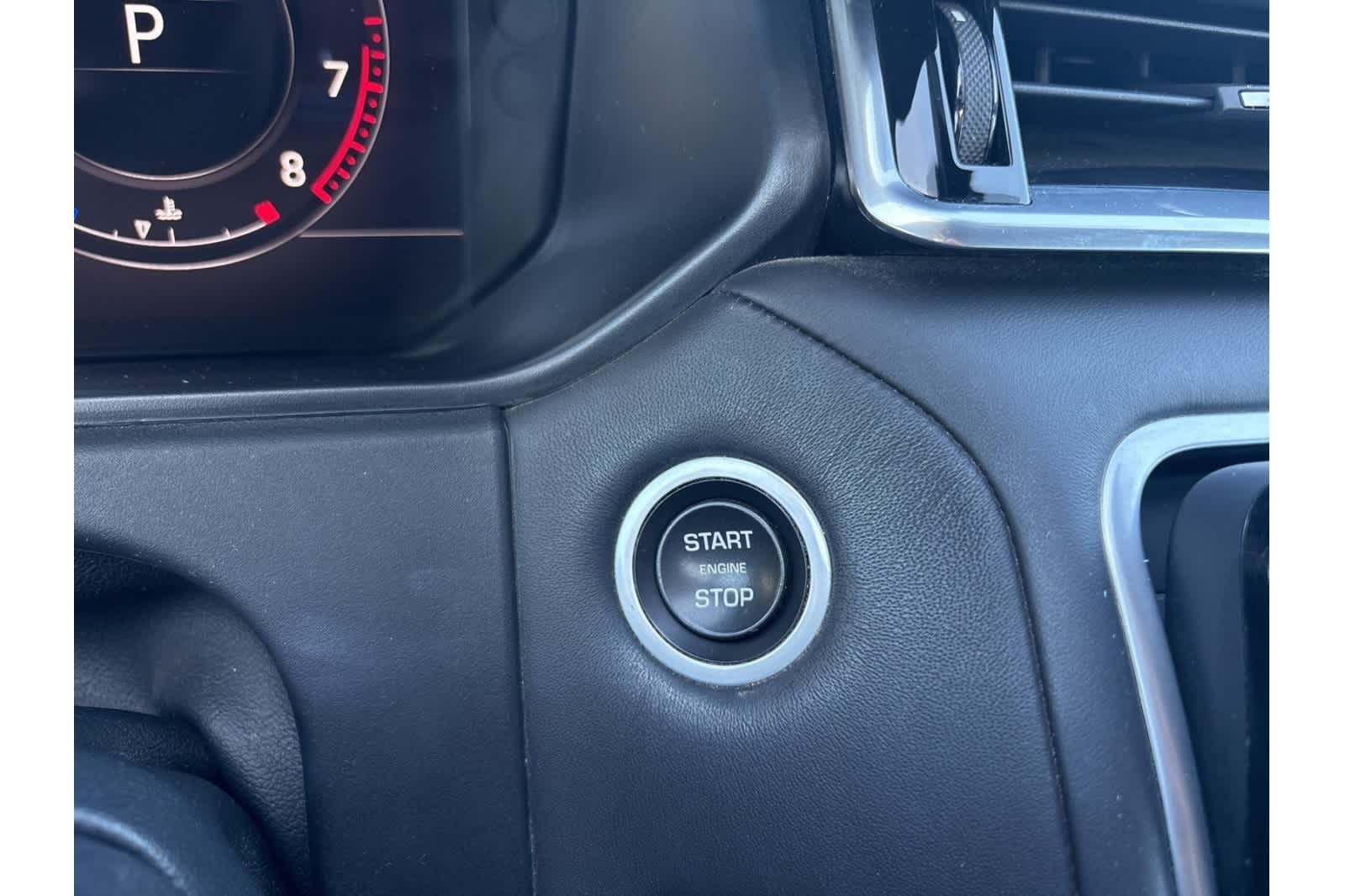 Thumbnail: 2019 Land Rover Range Rover Velar - 22