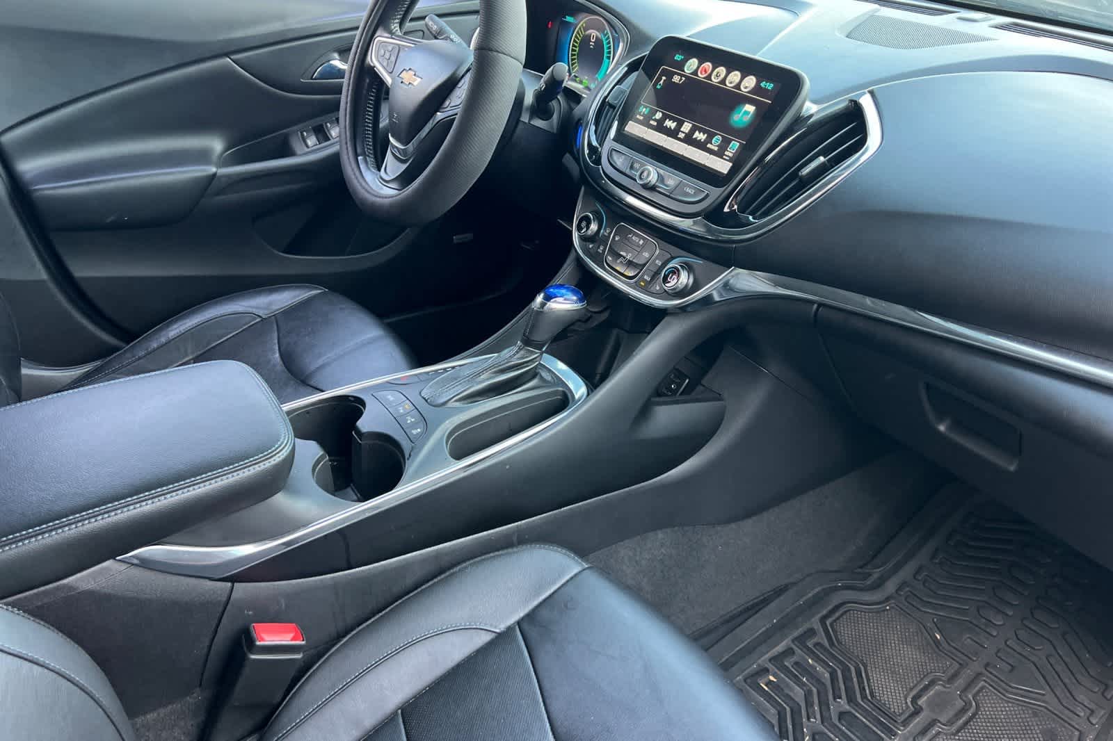 Thumbnail: 2016 Chevrolet Volt - 18