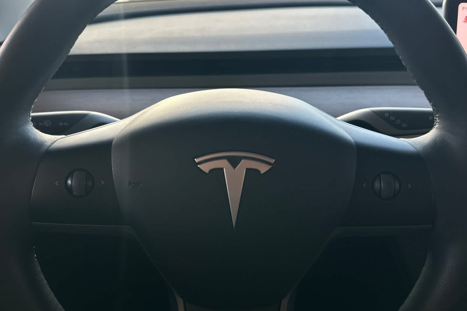 Thumbnail: 2023 Tesla Model 3 - 24
