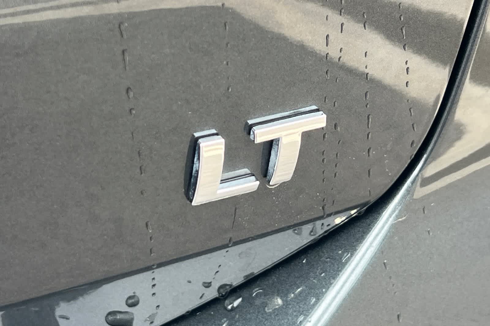 Thumbnail: 2019 Chevrolet Equinox - 17