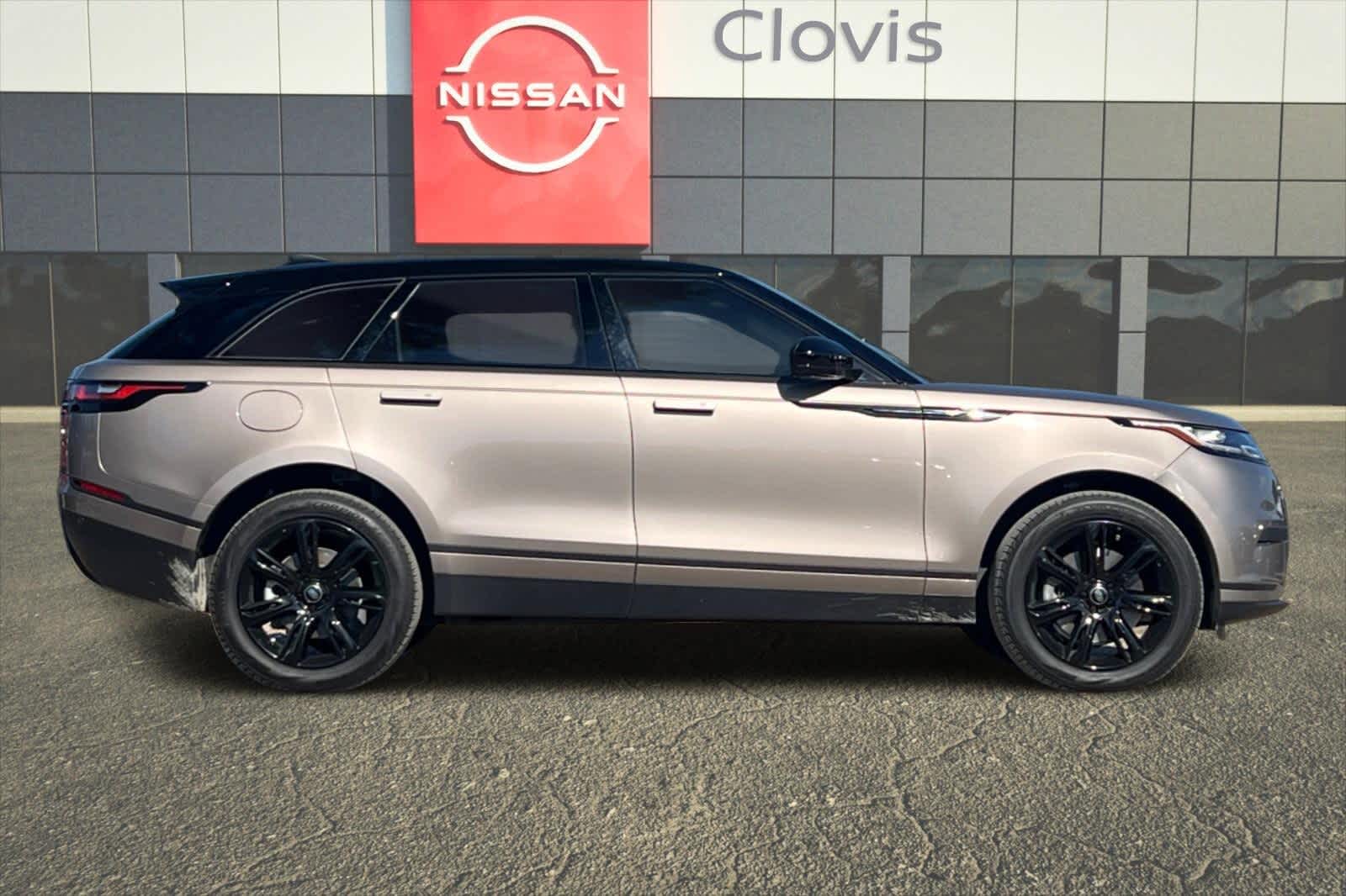 Thumbnail: 2023 Land Rover Range Rover Velar - 9