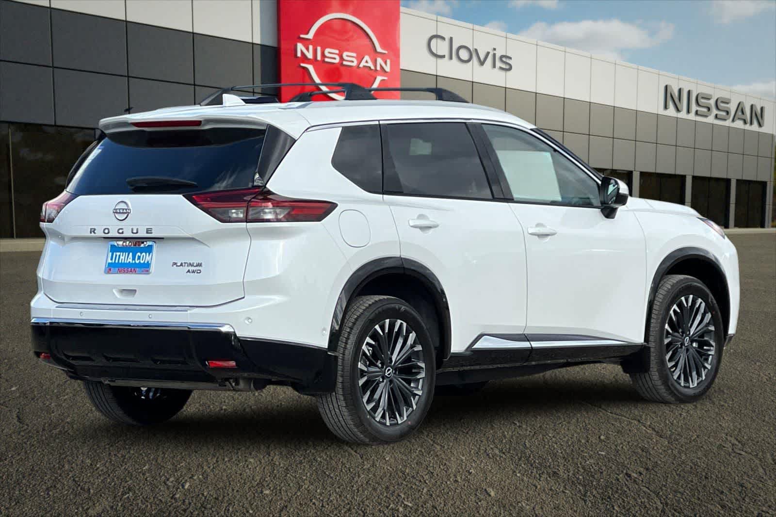 Thumbnail: 2026 Nissan Rogue - 3