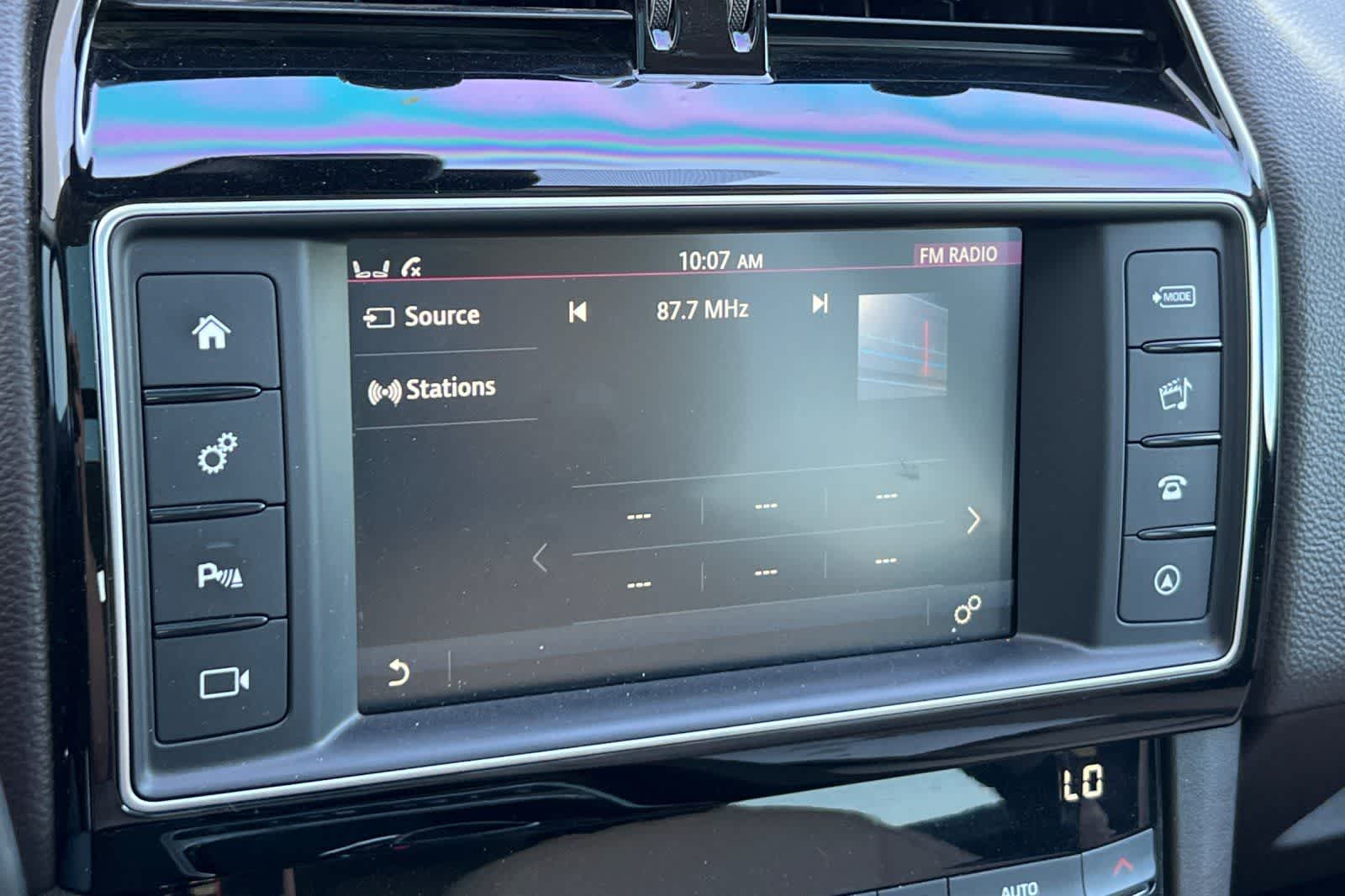 Thumbnail: 2018 Jaguar F-Pace - 20