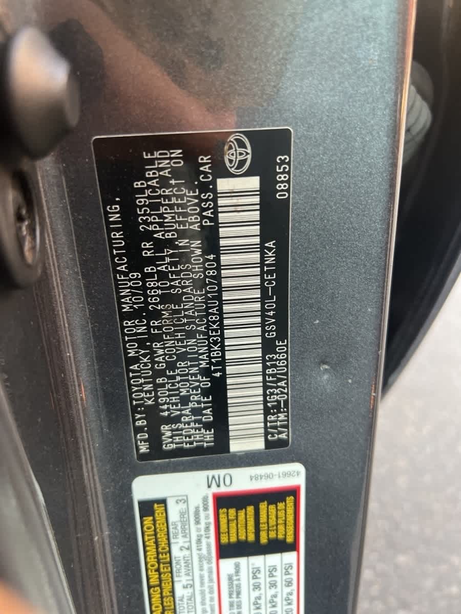 2010 Toyota Camry LE 27