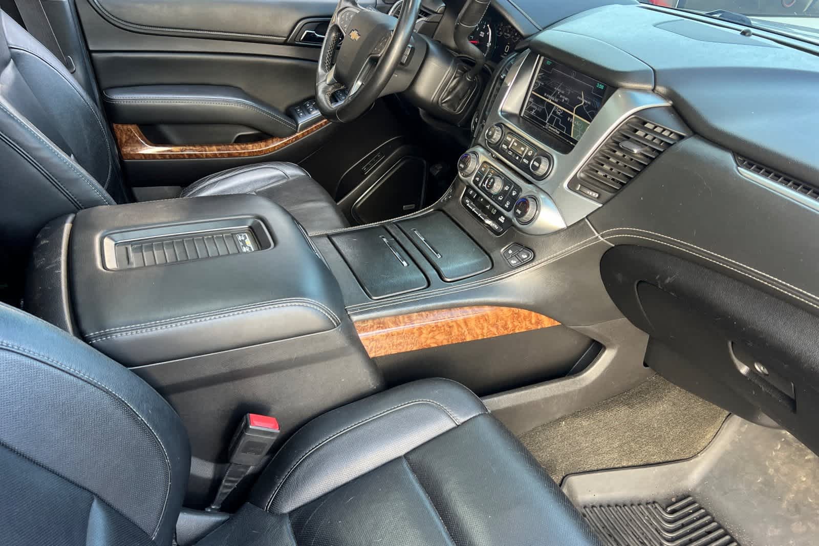 Thumbnail: 2016 Chevrolet Tahoe - 19