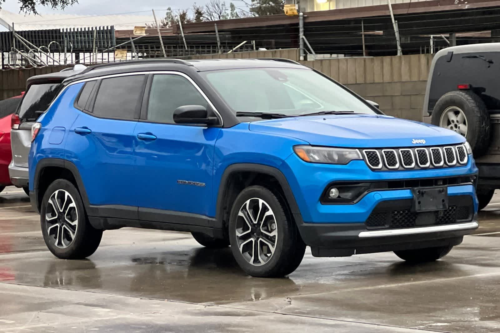 Thumbnail: 2023 Jeep Compass - 10