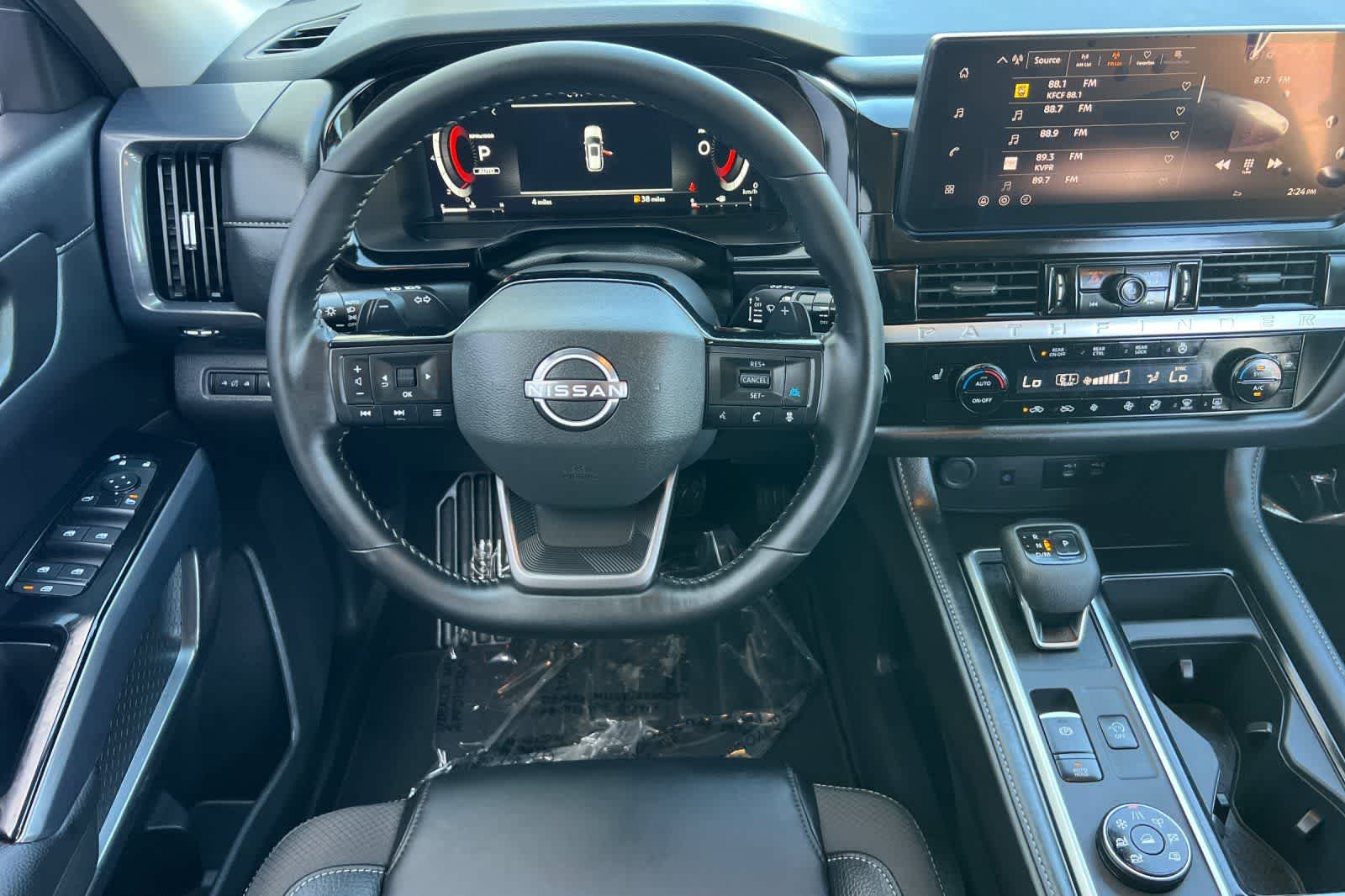 Thumbnail: 2026 Nissan Pathfinder - 16