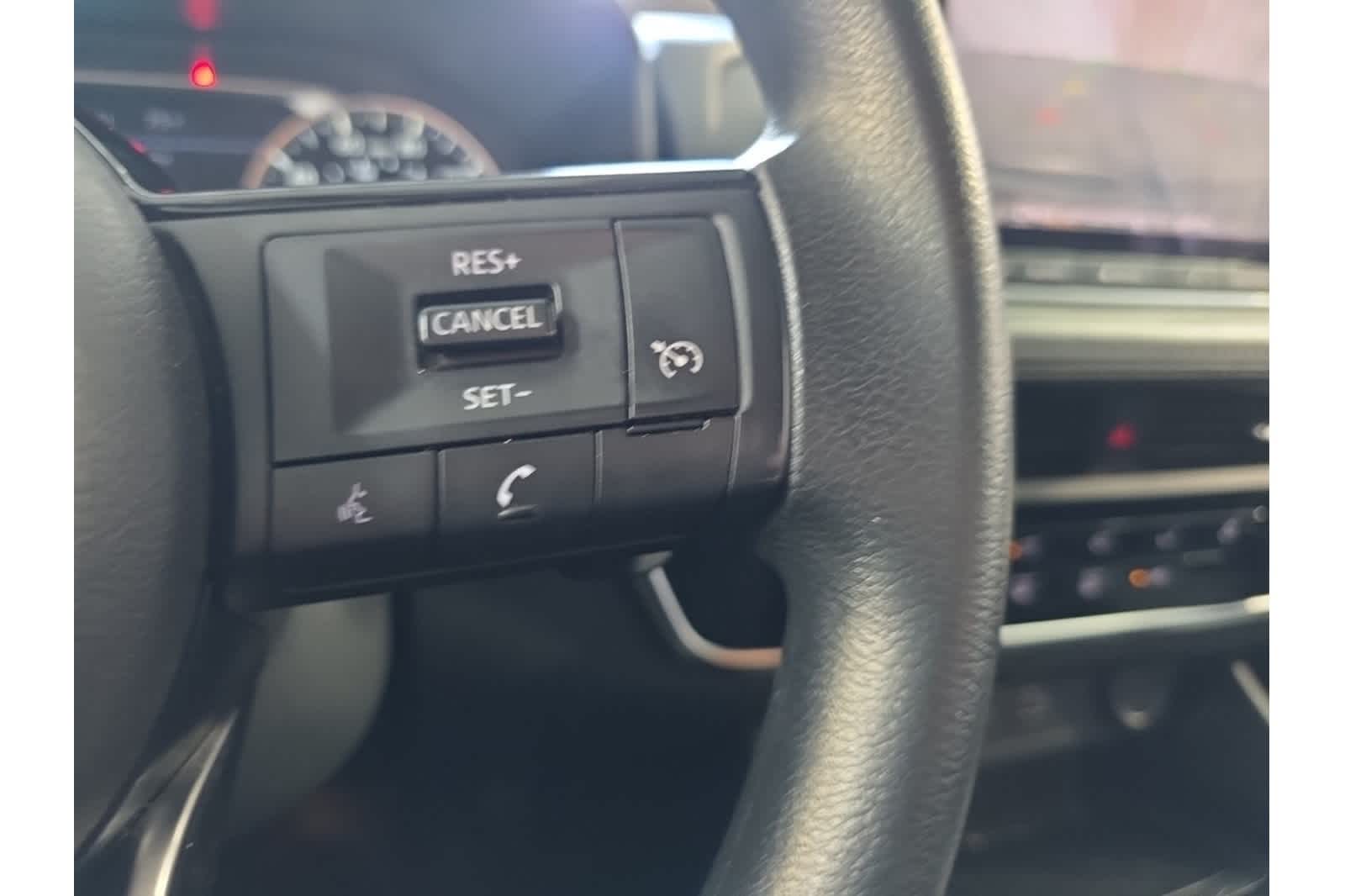 Thumbnail: 2021 Nissan Rogue - 27