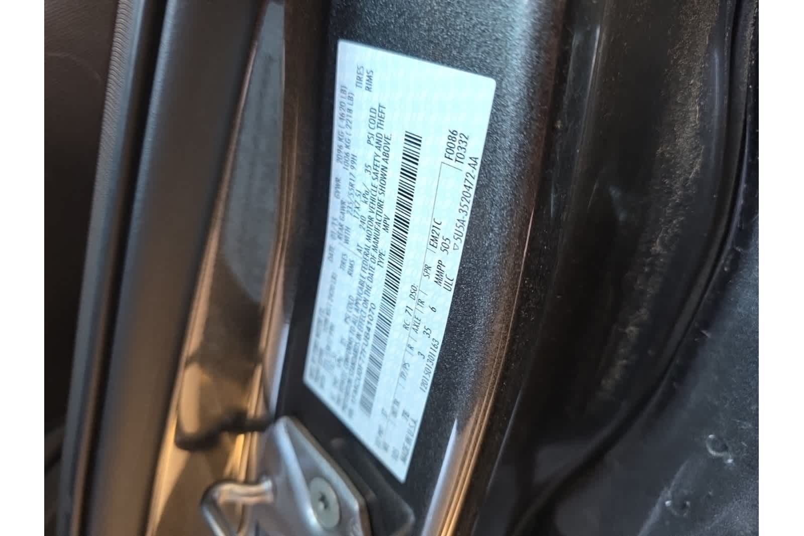 Thumbnail: 2015 Ford Escape - 21