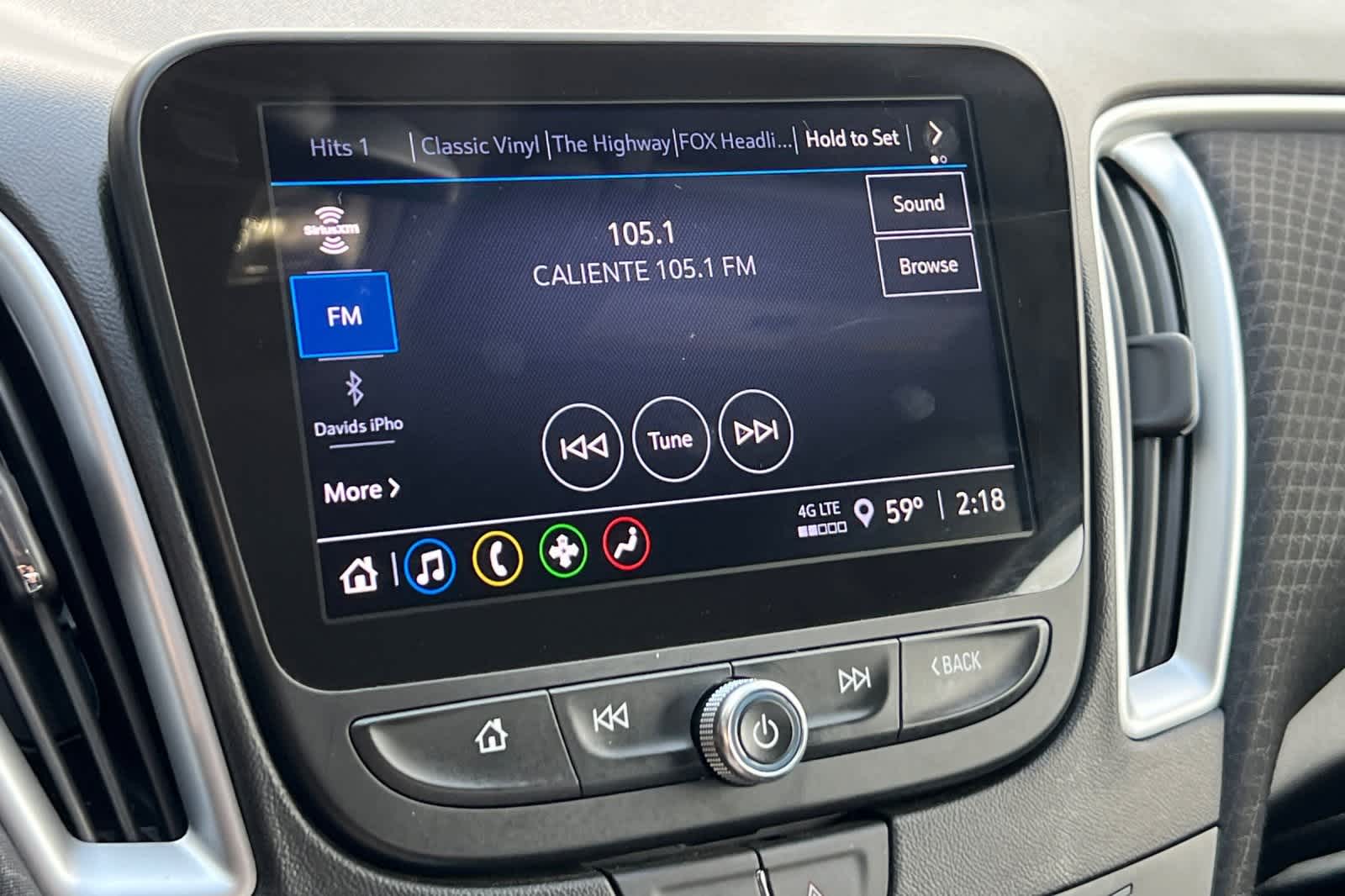 Thumbnail: 2024 Chevrolet Malibu - 21