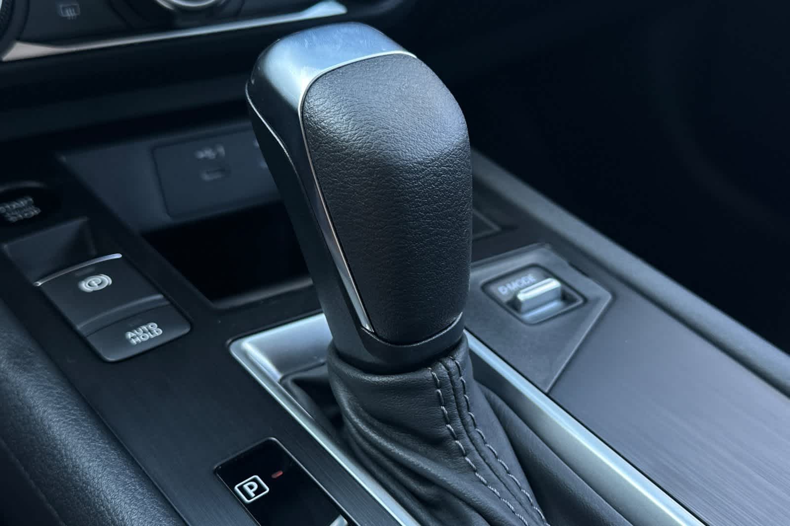 Thumbnail: 2026 Nissan Kicks - 24