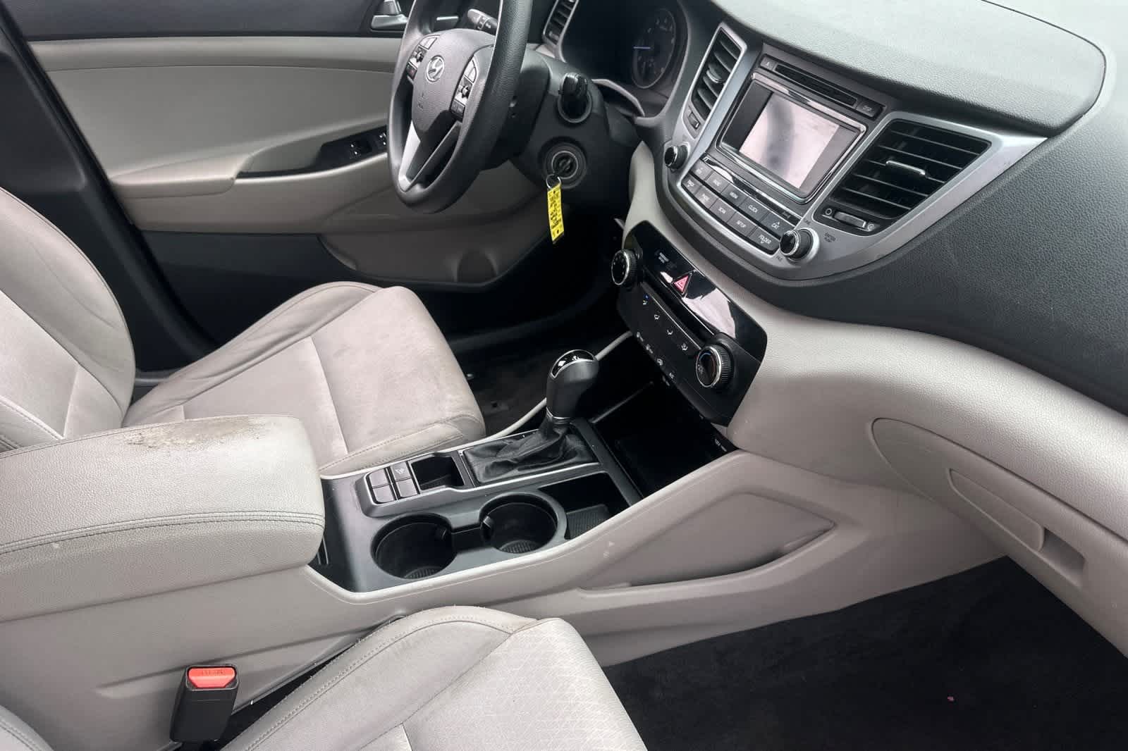 Thumbnail: 2017 Hyundai Tucson - 17