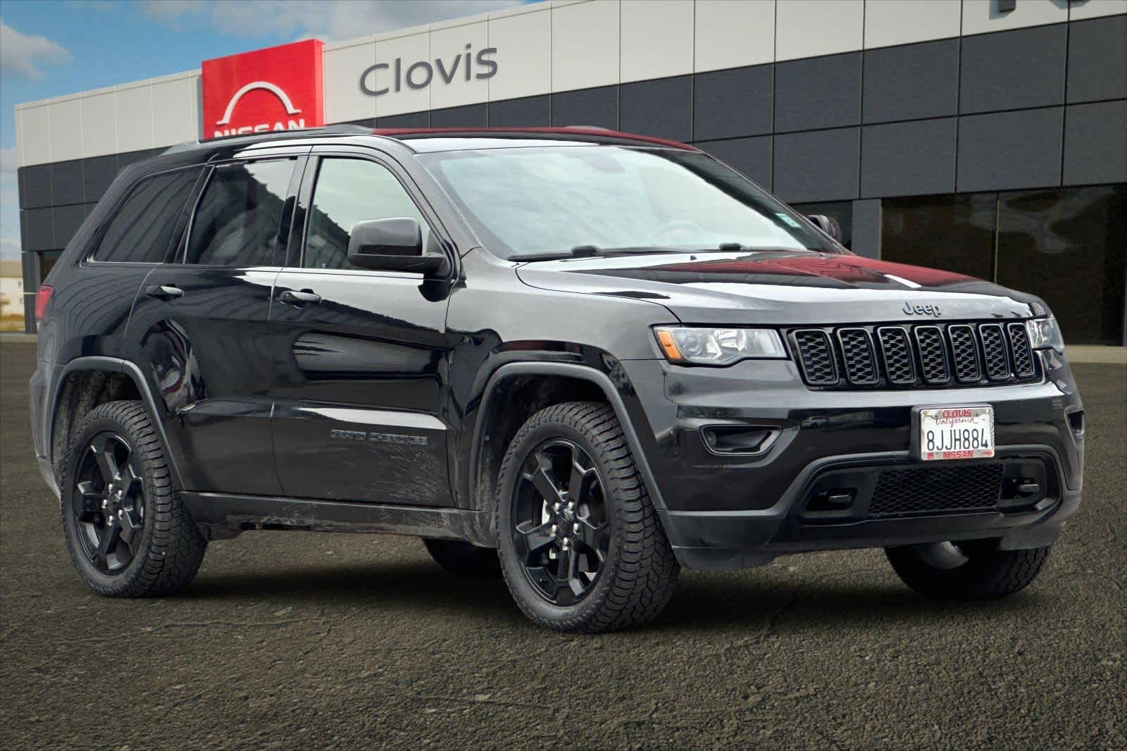 Thumbnail: 2019 Jeep Grand Cherokee - 10