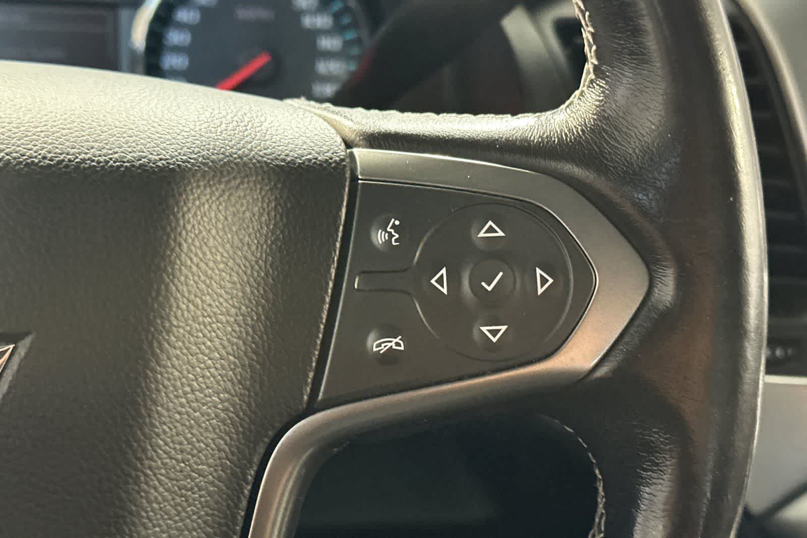 Thumbnail: 2018 Chevrolet Tahoe - 29