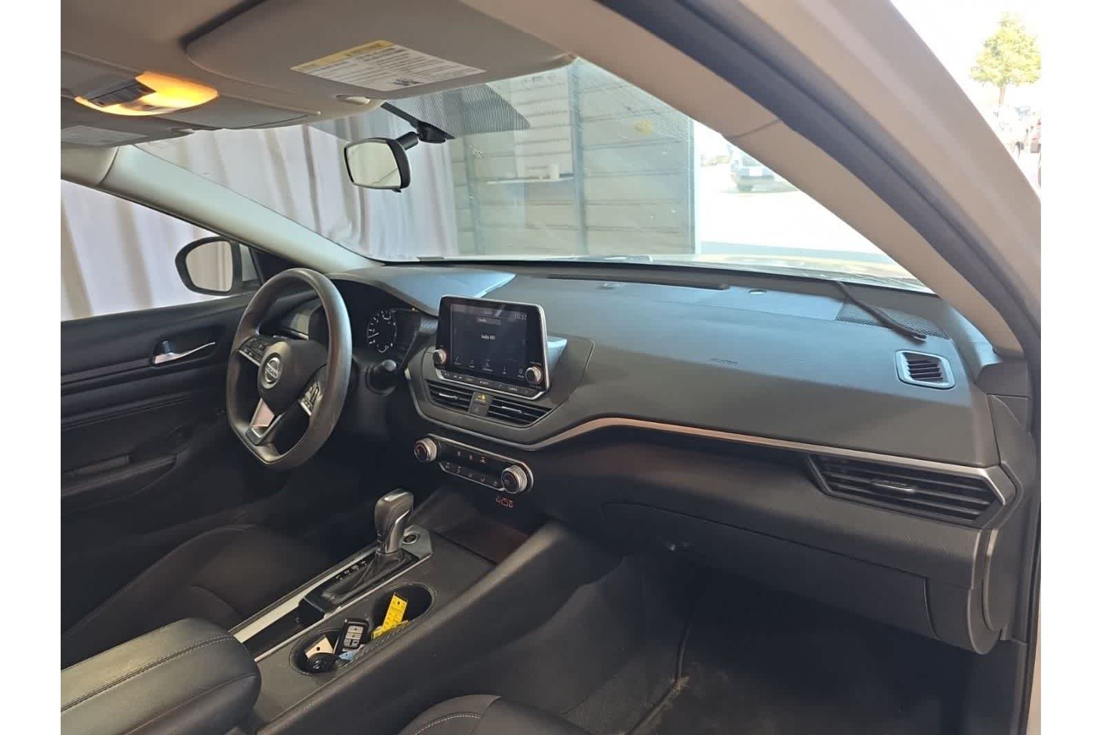 Thumbnail: 2020 Nissan Altima - 12