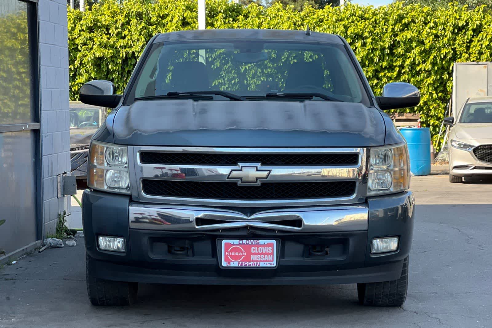 Thumbnail: 2009 Chevrolet Silverado 1500 - 11