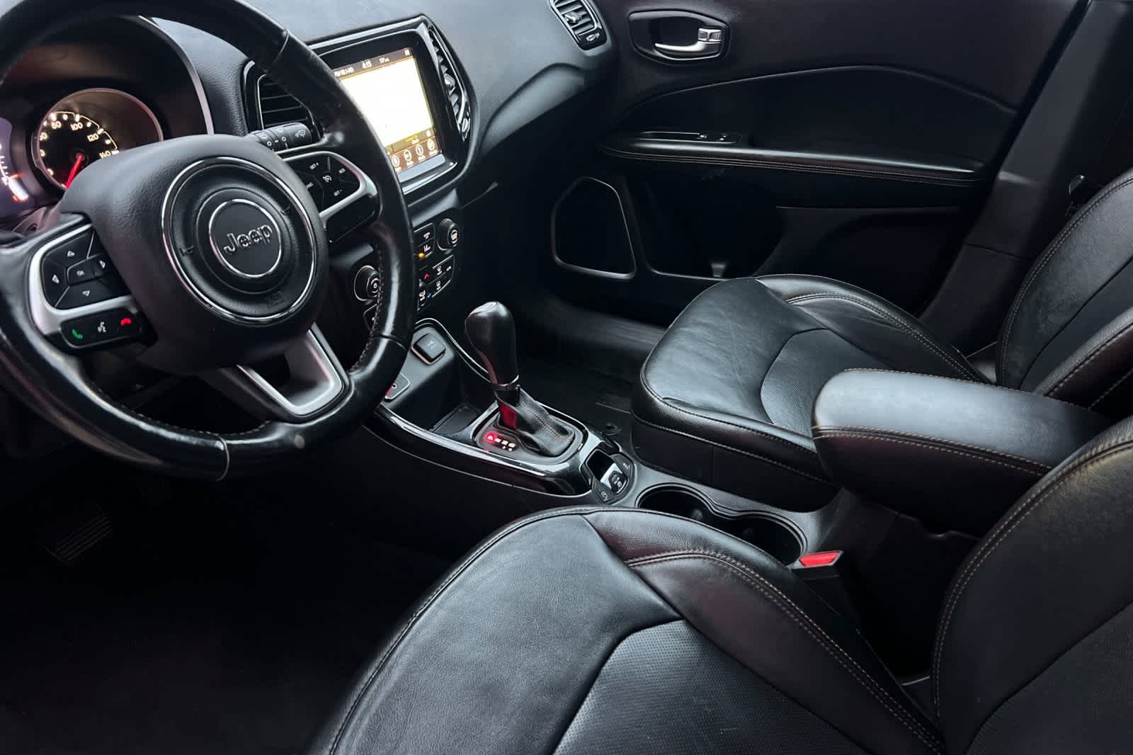 Thumbnail: 2018 Jeep Compass - 12