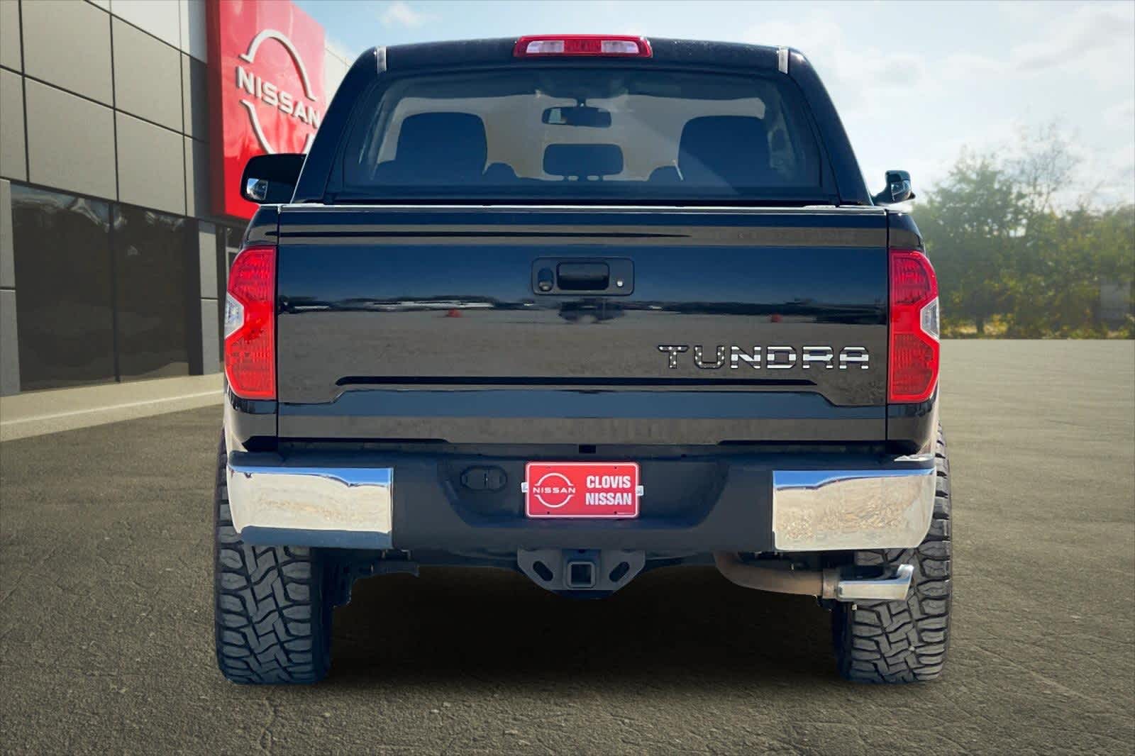 Thumbnail: 2014 Toyota Tundra - 8