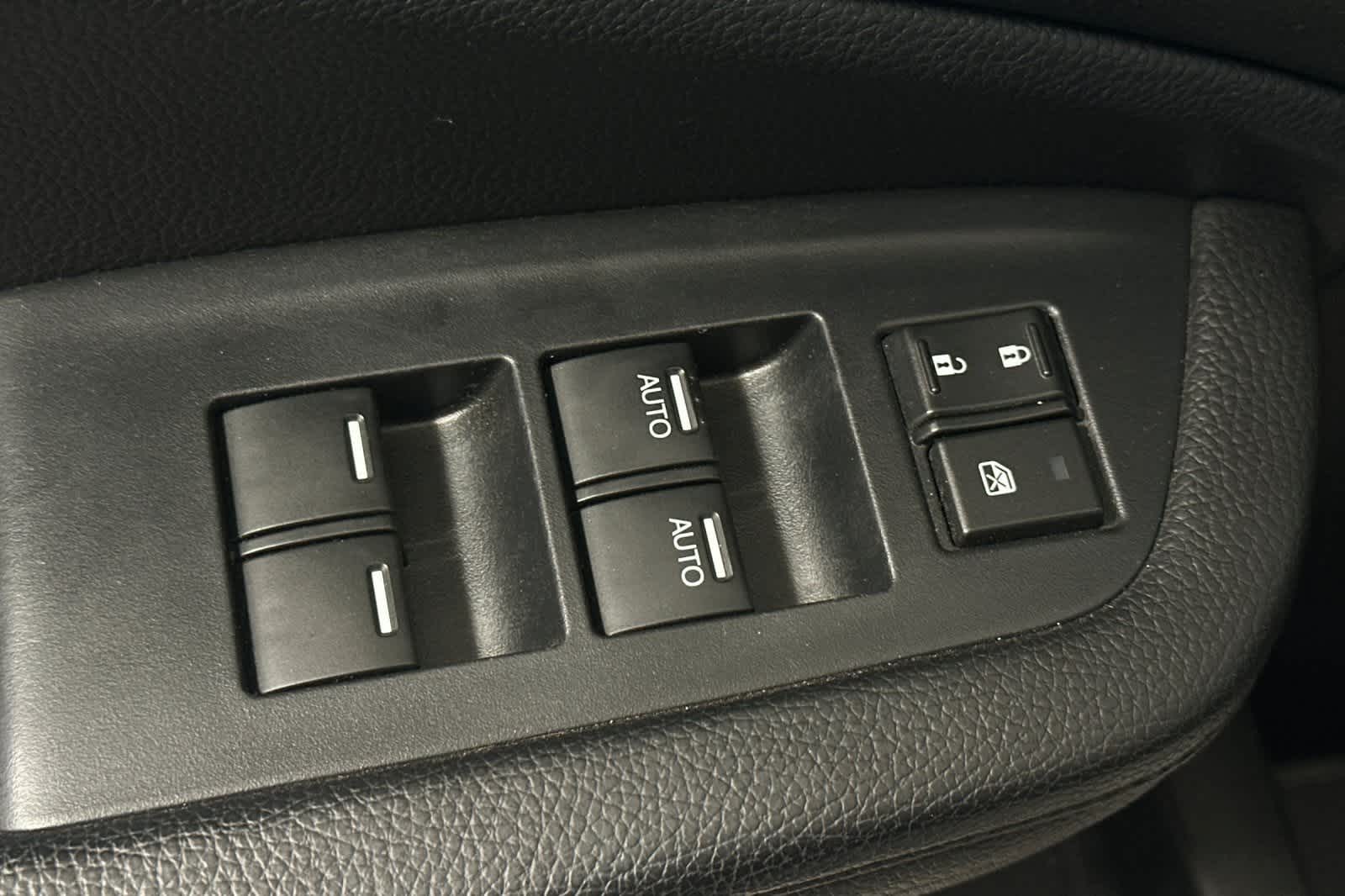 Thumbnail: 2022 Honda Pilot - 14