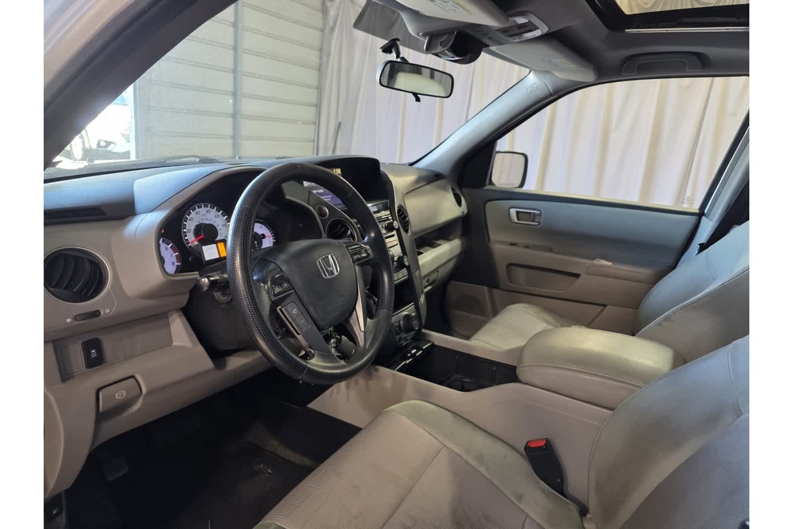 Thumbnail: 2015 Honda Pilot - 17