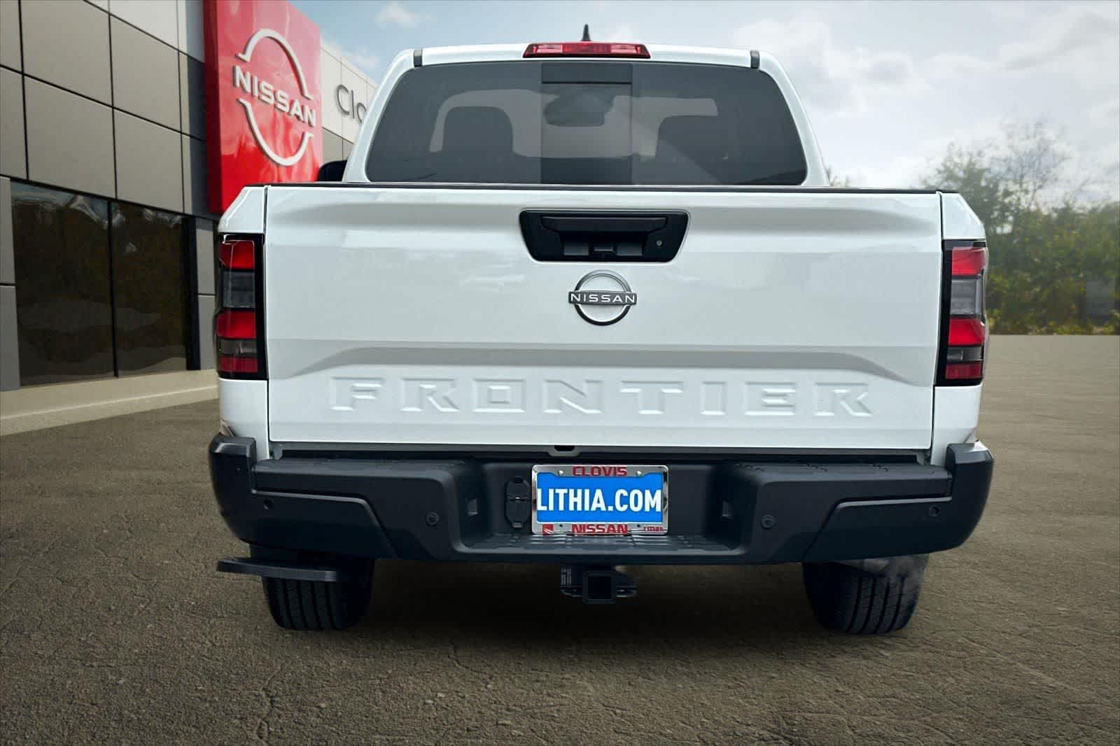 Thumbnail: 2026 Nissan Frontier - 8