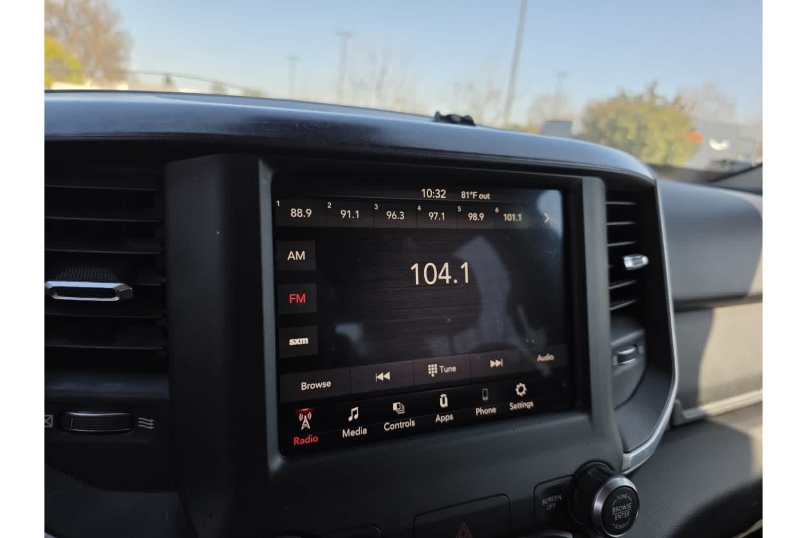 Thumbnail: 2019 RAM 1500 - 21